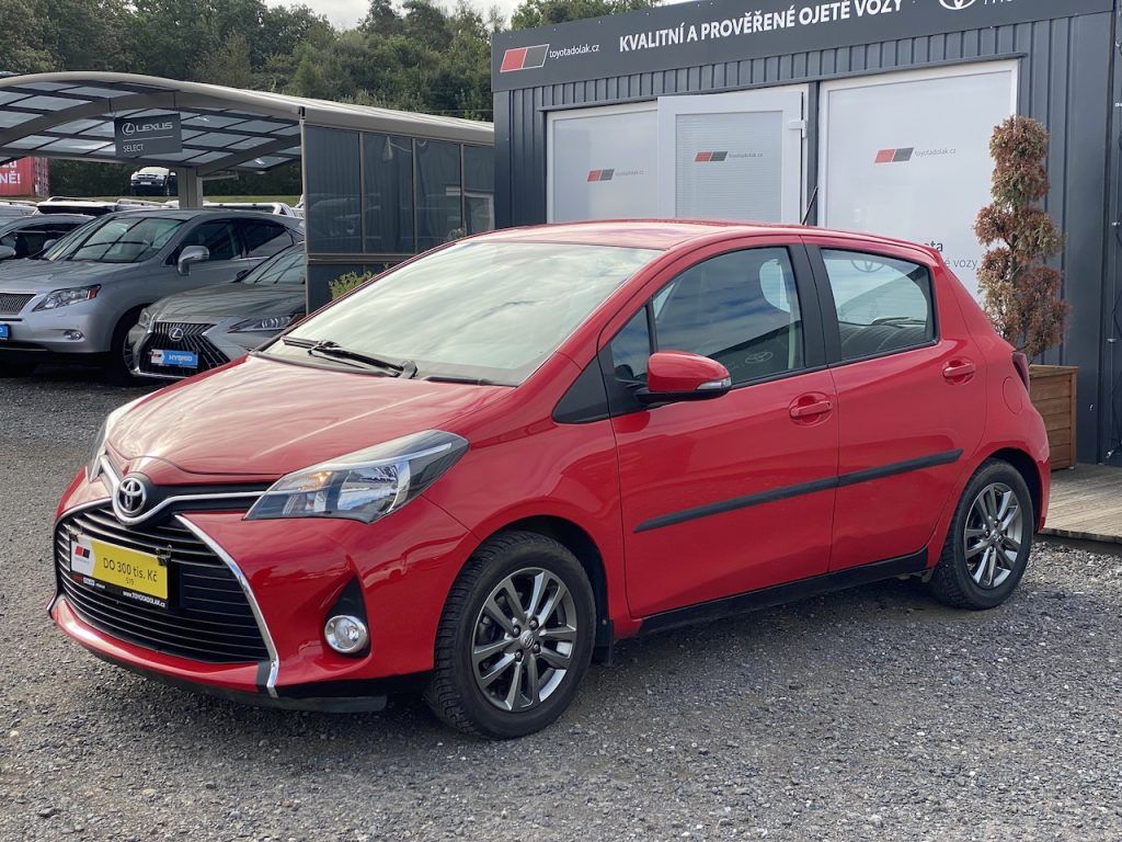 Toyota Yaris, 1.33i, ČR, Active, automat - fotka 4
