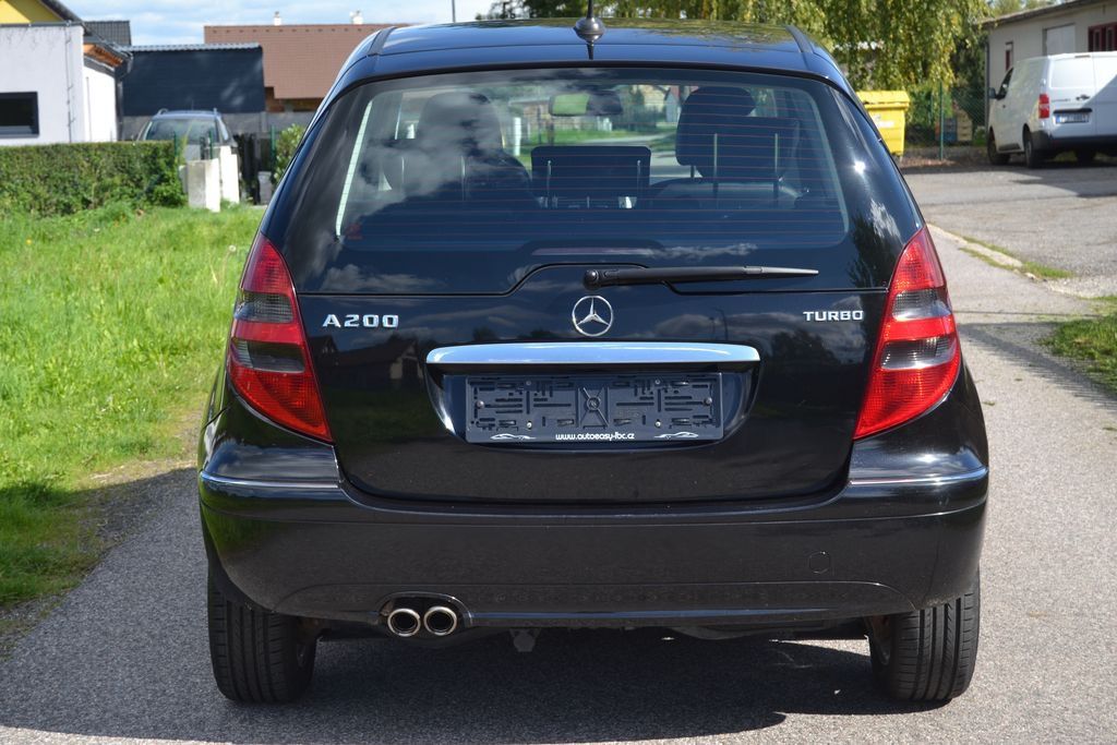 Mercedes-Benz Třídy A, A 200 Turbo 142kW Avantgarde - fotka 3