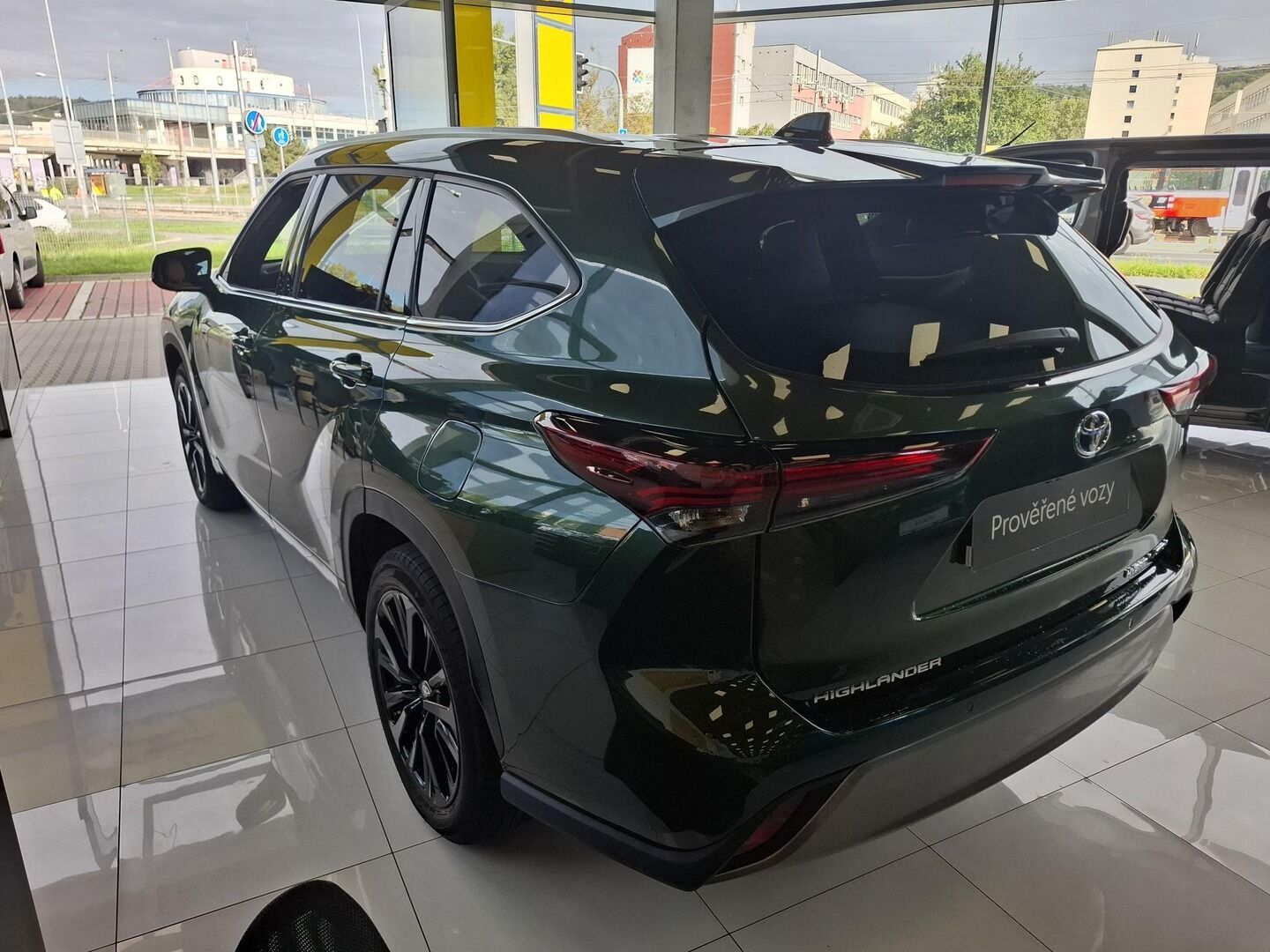 Toyota Highlander, 2.5HEV 140KW 4x4 2024 - fotka 4