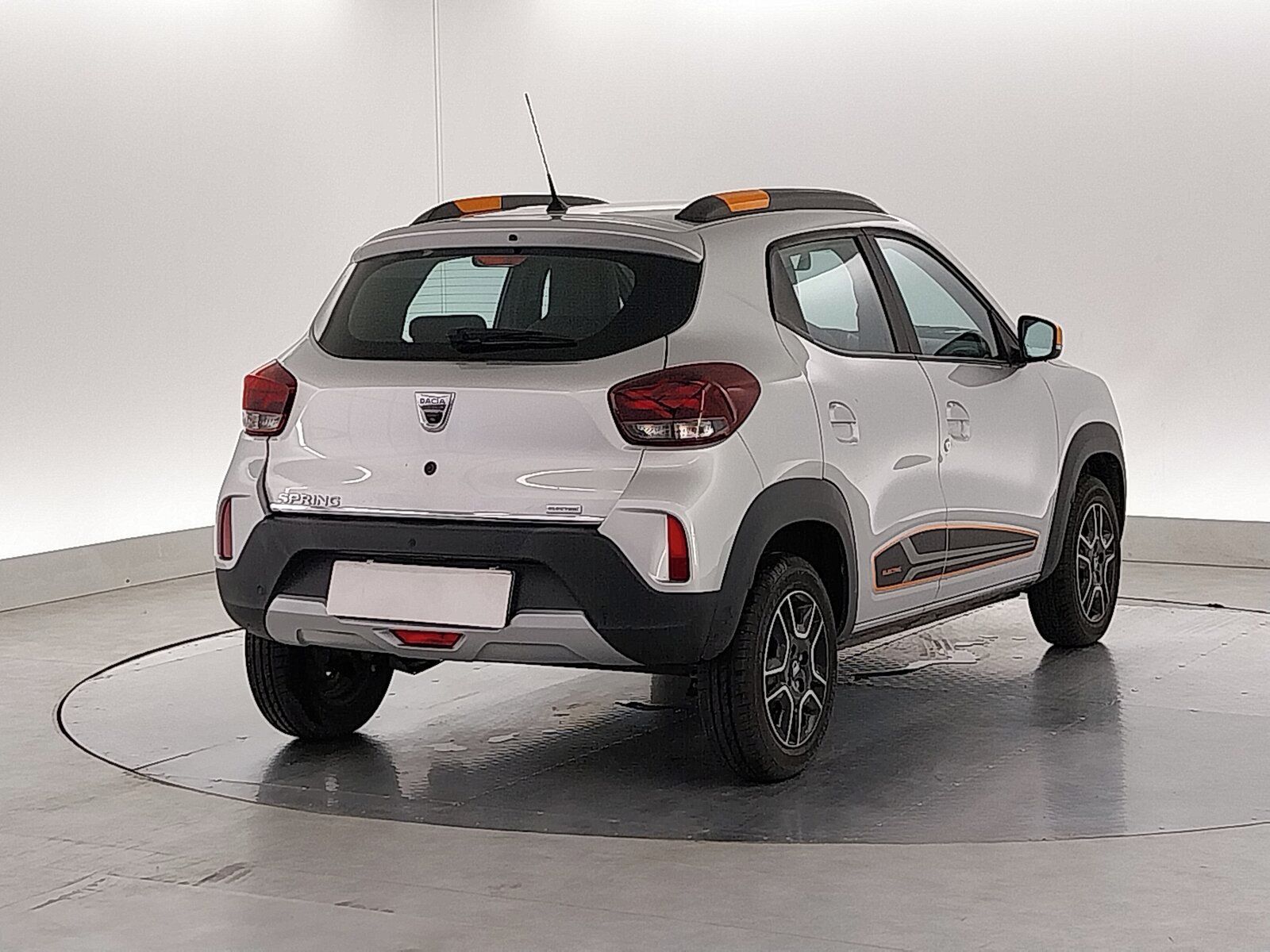 Dacia Spring, Electric 45 (27 kWh), SoH 91% - fotka 5