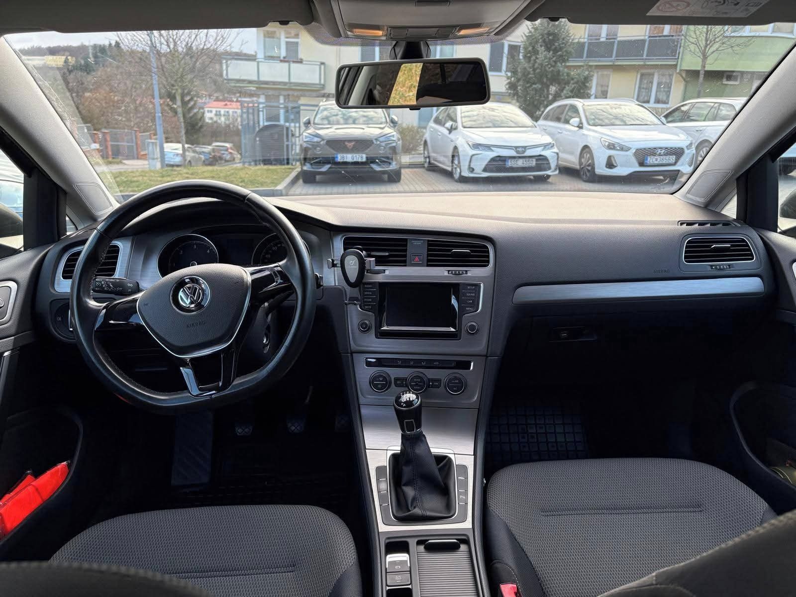 Volkswagen Golf, 2015, 2.0 TDI 110 kW - fotka 4