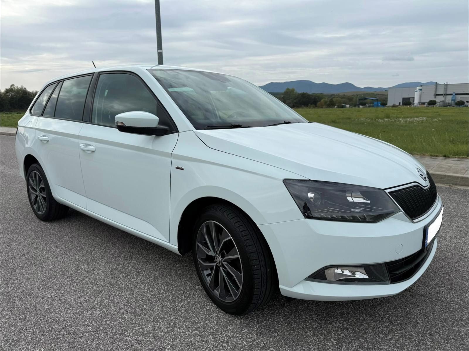 Škoda Fabia, 3 kombi, 81kw, edice Drive - fotka 5