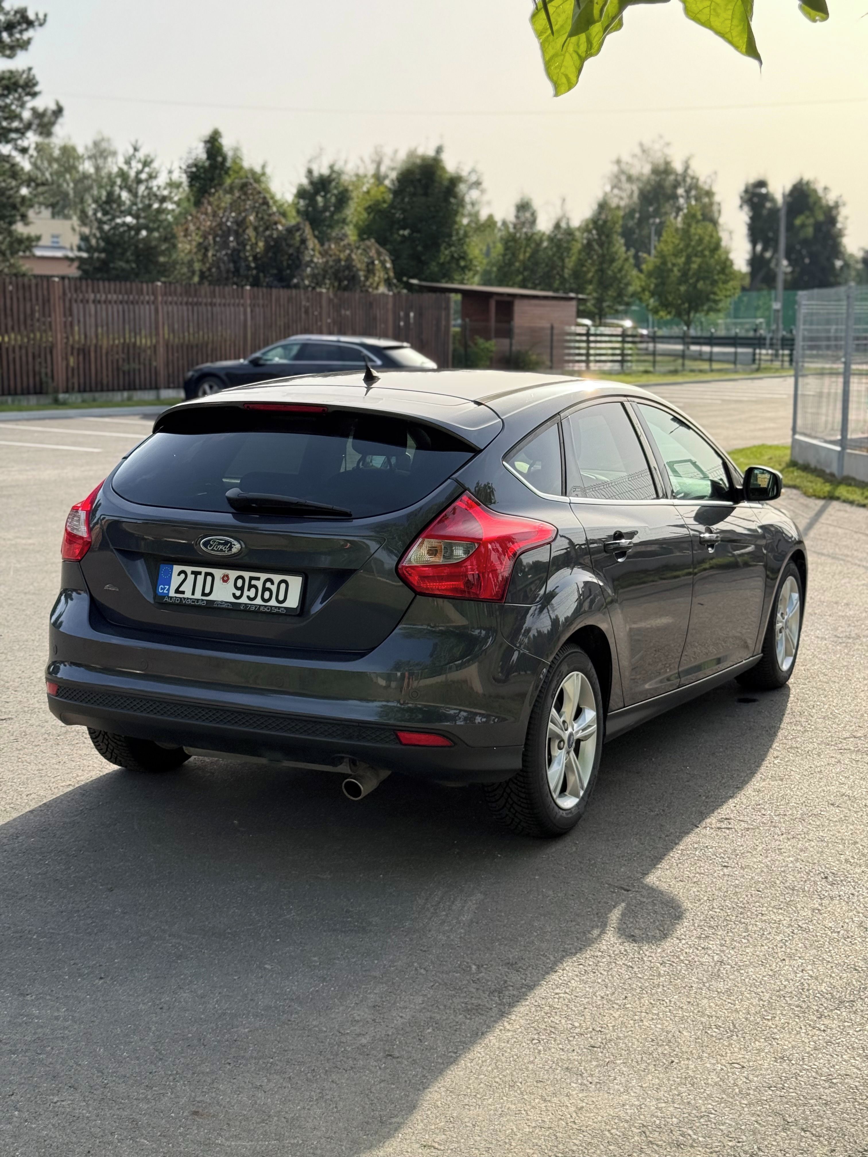Ford Focus, 2.0 TDCi - fotka 6