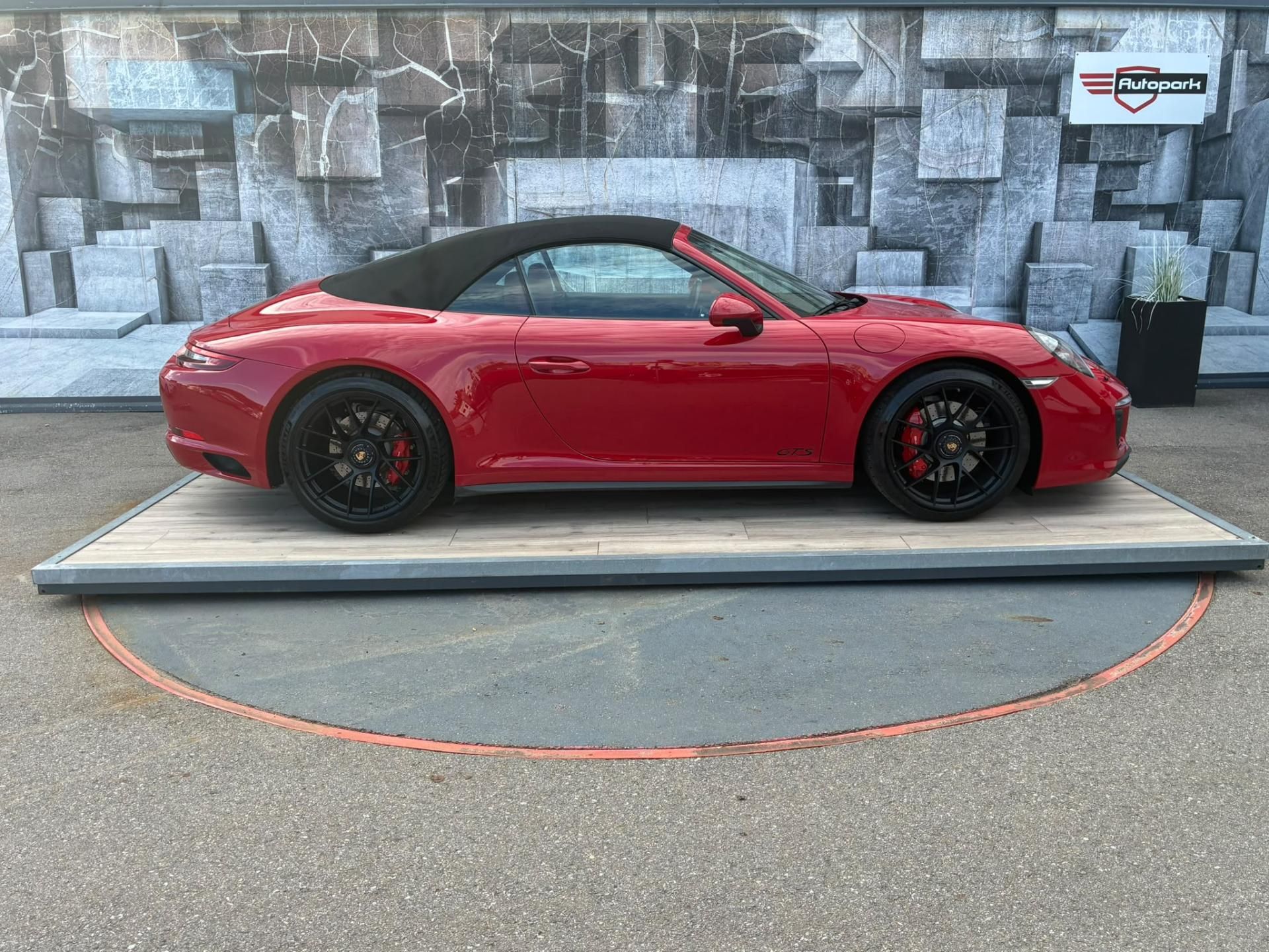 Porsche 911, CARRERA 4 GTS, 3.0, 331KW - fotka 5