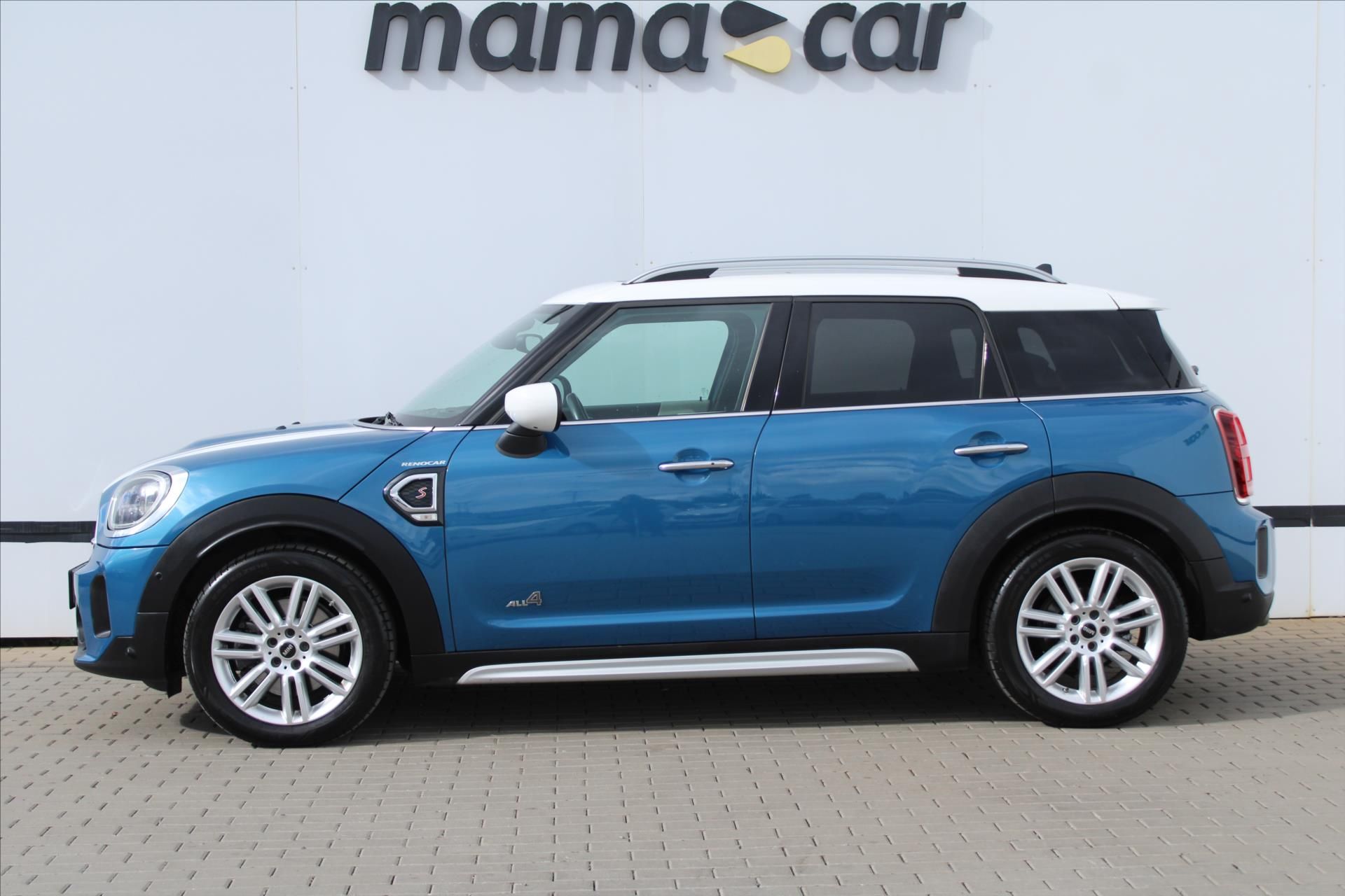 Mini Countryman, 2.0i 131kW ALL4 SERVIS KN. ČR - fotka 4