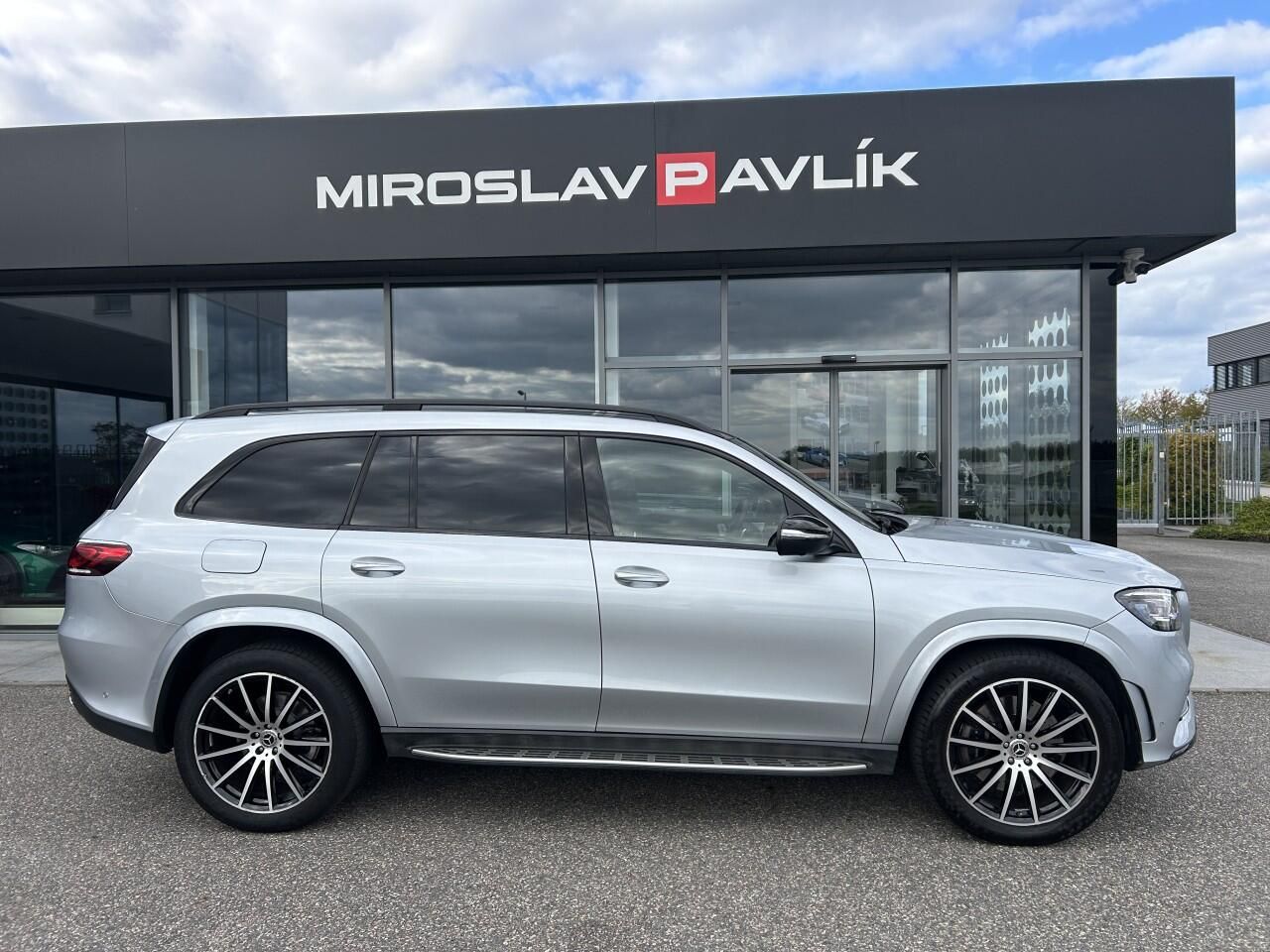 Mercedes-Benz GLS, 400d 4MATIC AMG AIRMATIC - fotka 4