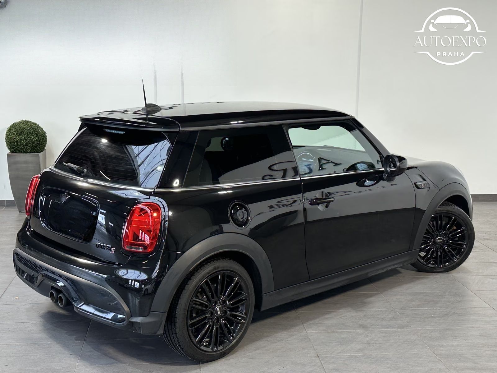 Mini Cooper S, Classic Trim Black - fotka 4