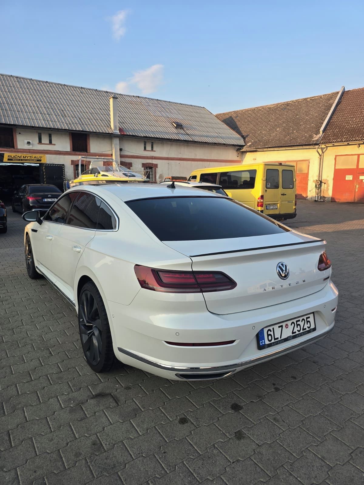 Volkswagen Arteon, 2.0 TDI BI-TURBO R-Line - fotka 3