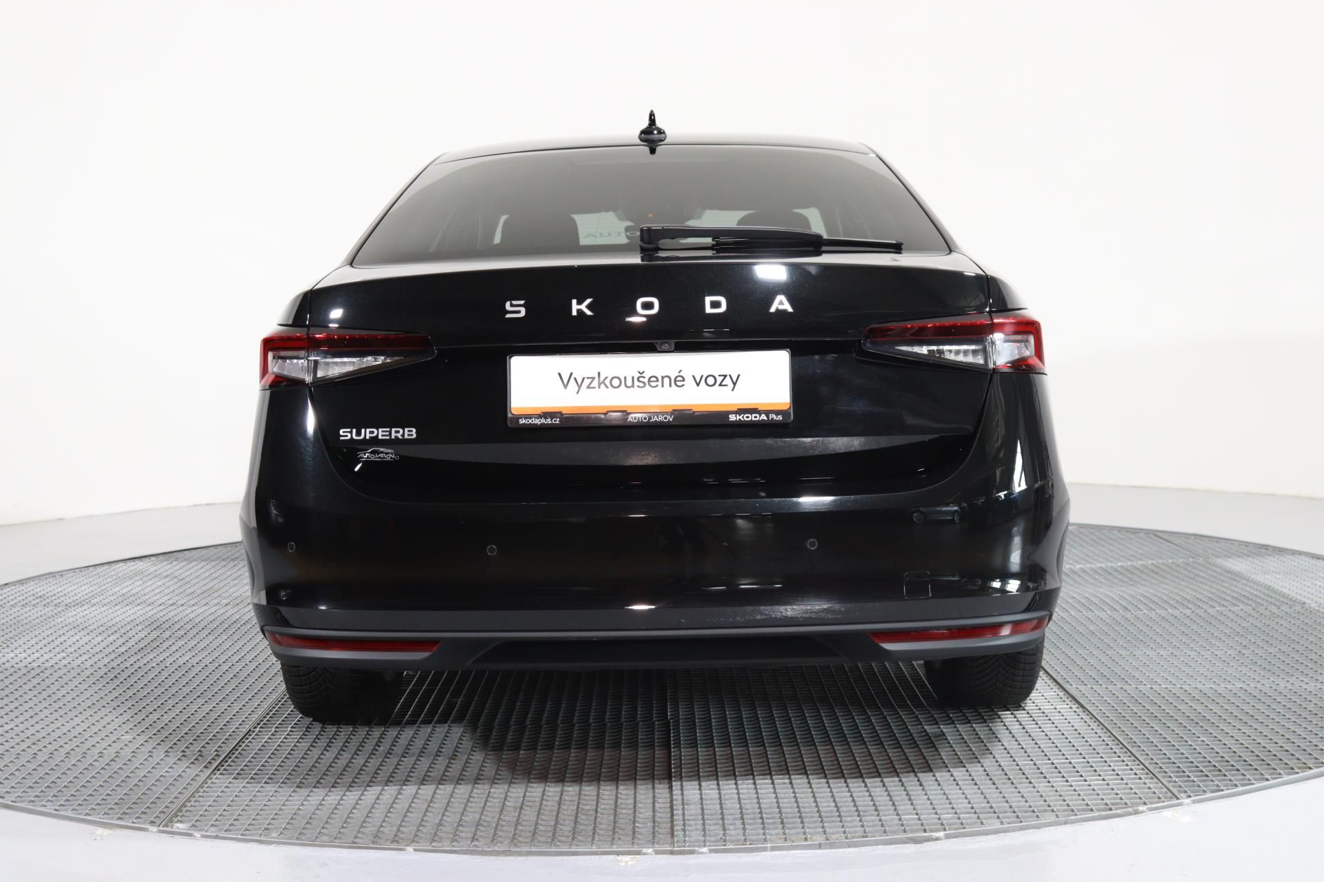 Škoda Superb, SELECTION 2,0 TDI 110 kW DSG - fotka 6