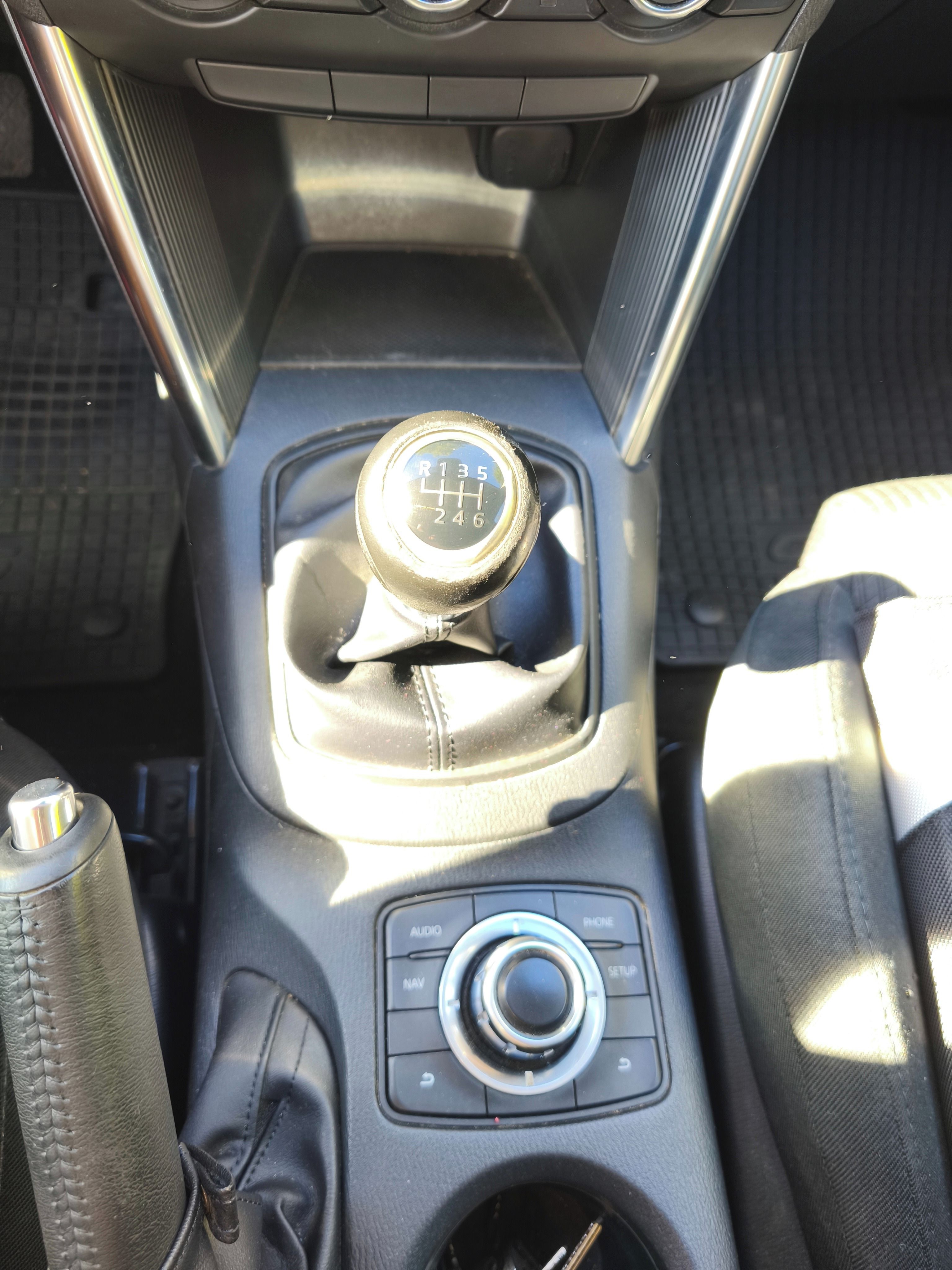 Mazda CX-5, Mazda CX-5 2.2 SKYACTIV-D 110 - fotka 6