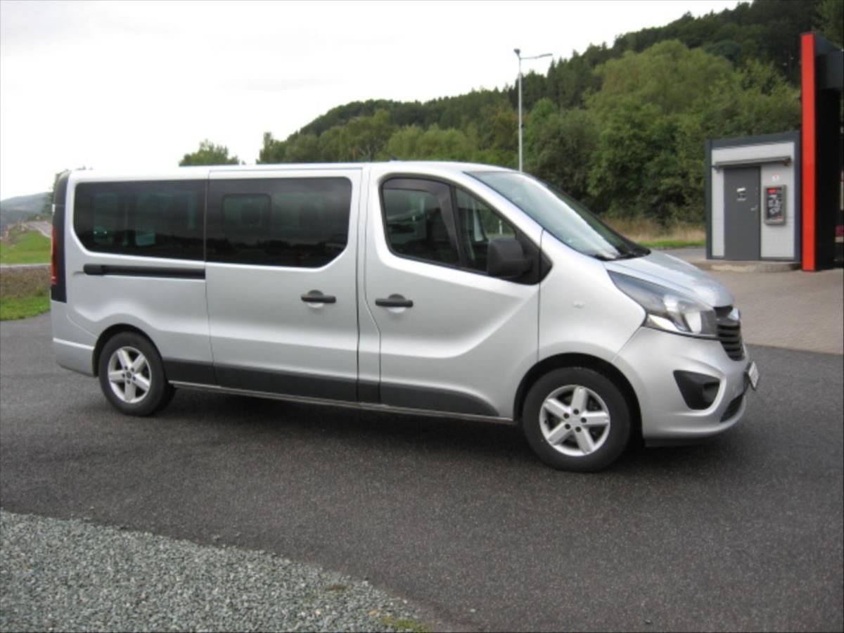 Opel Vivaro, 1,6 CDTi 9 Míst - fotka 5
