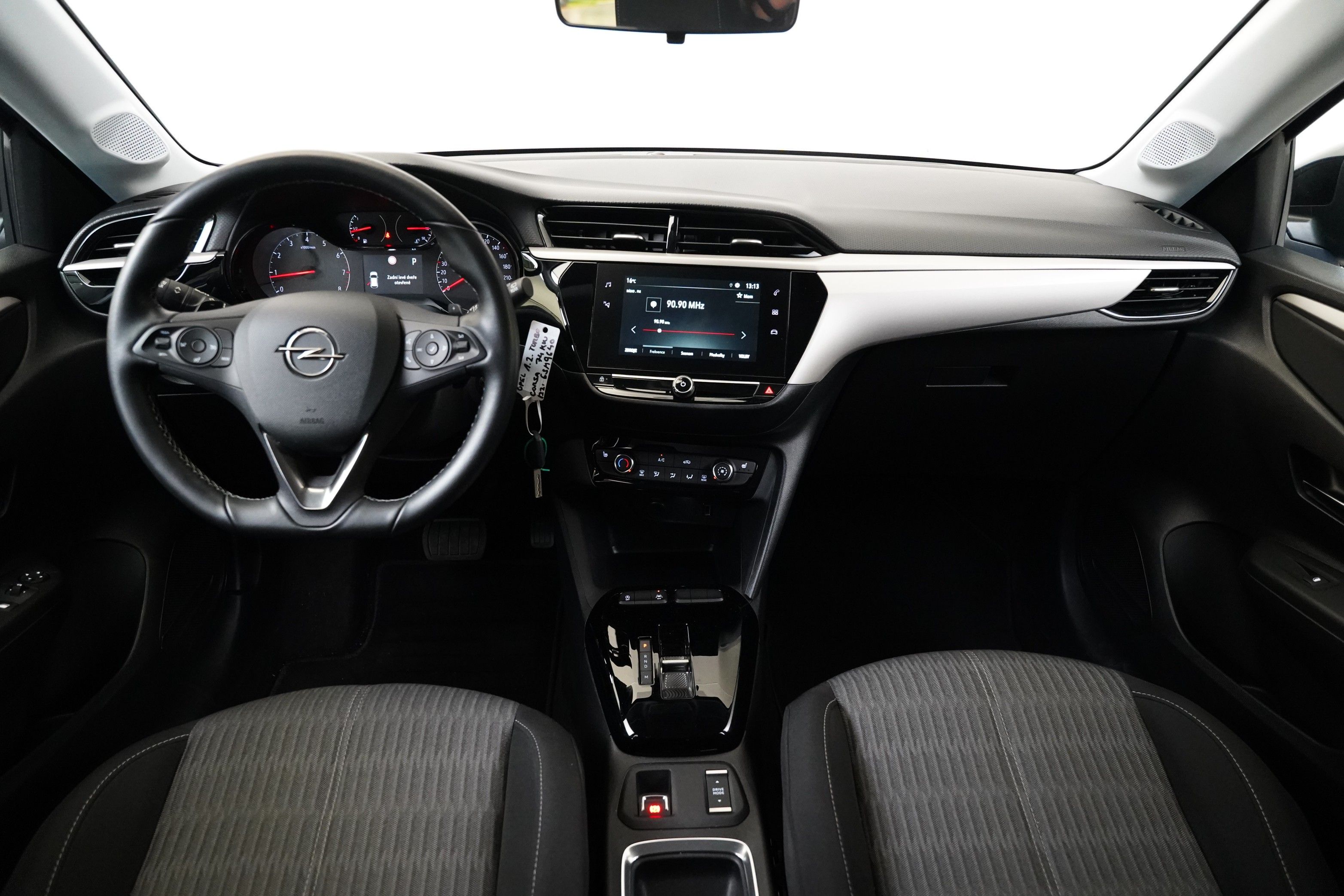 Opel Corsa, 1.2 Turbo 74 kW - fotka 5