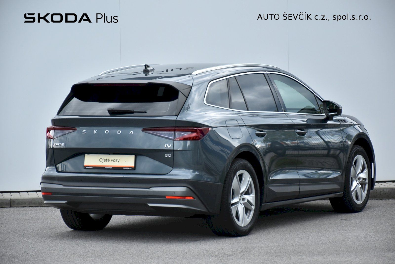 Škoda Enyaq iV, 80  82 kWh  1  50 kW      1° p - fotka 2