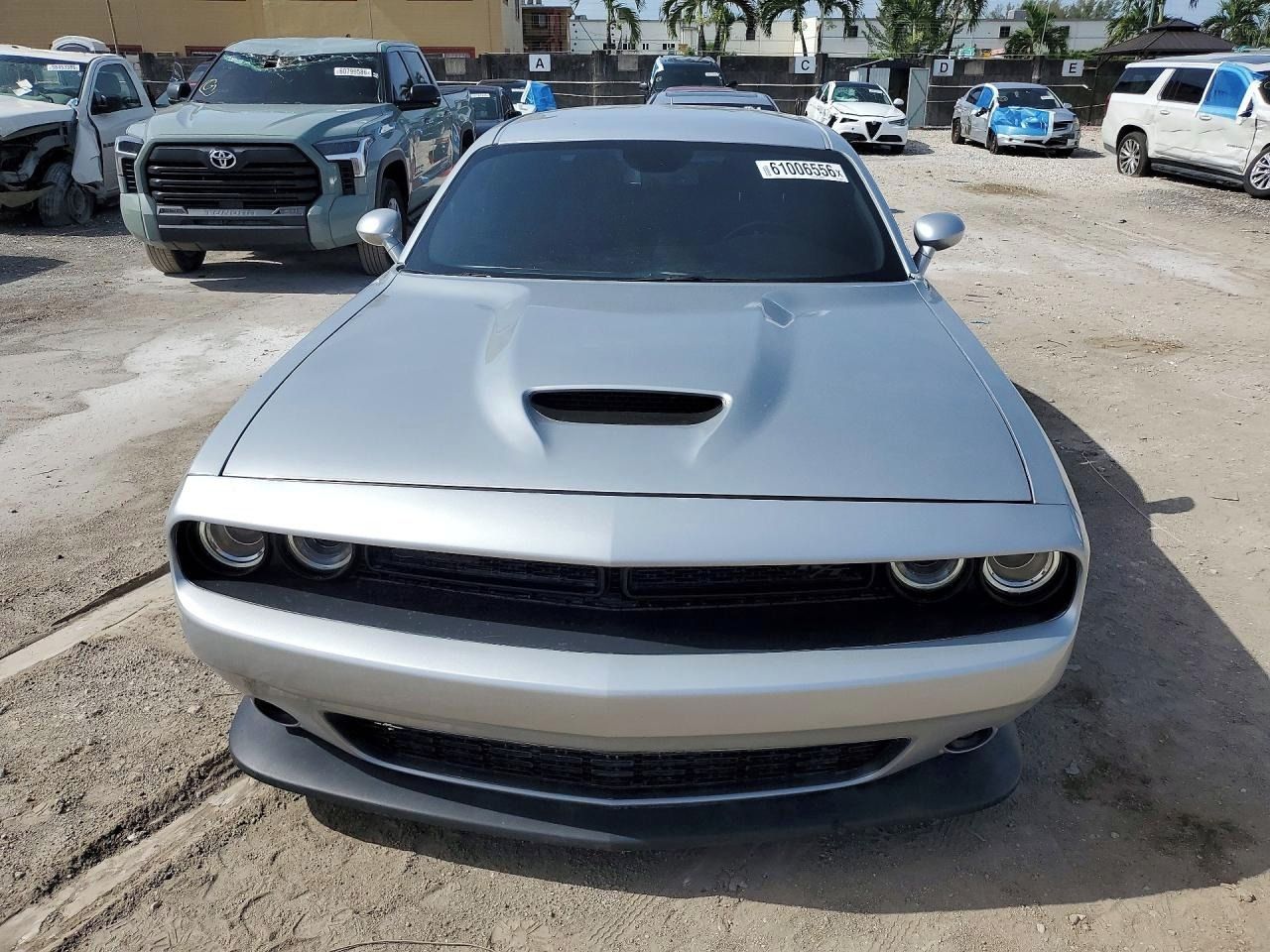 Dodge Challenger, Auto na cestě - fotka 5