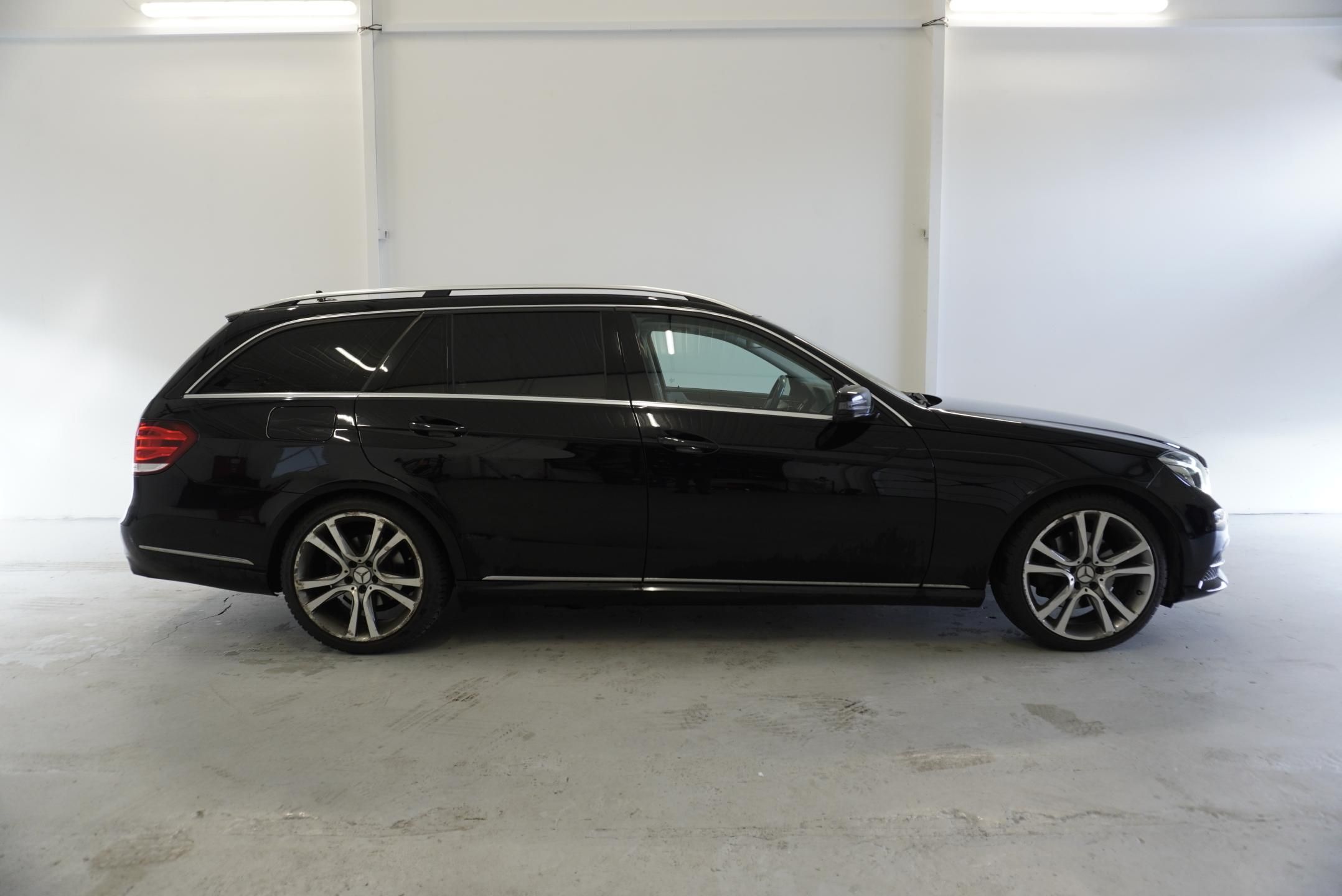 Mercedes-Benz Třídy E, 350CDi automat - fotka 5