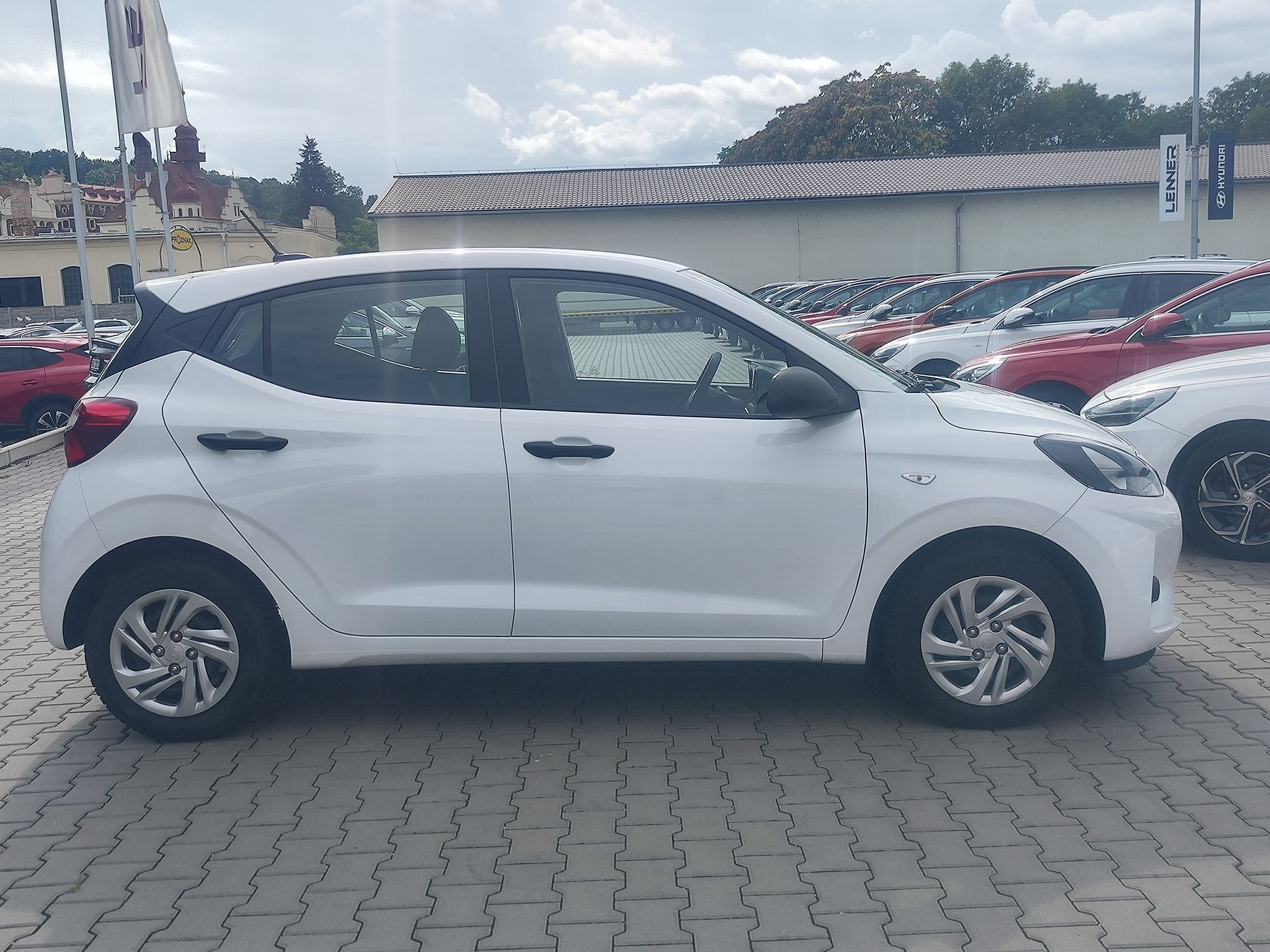 Hyundai i10, 1.0i/46kW Wave - fotka 4