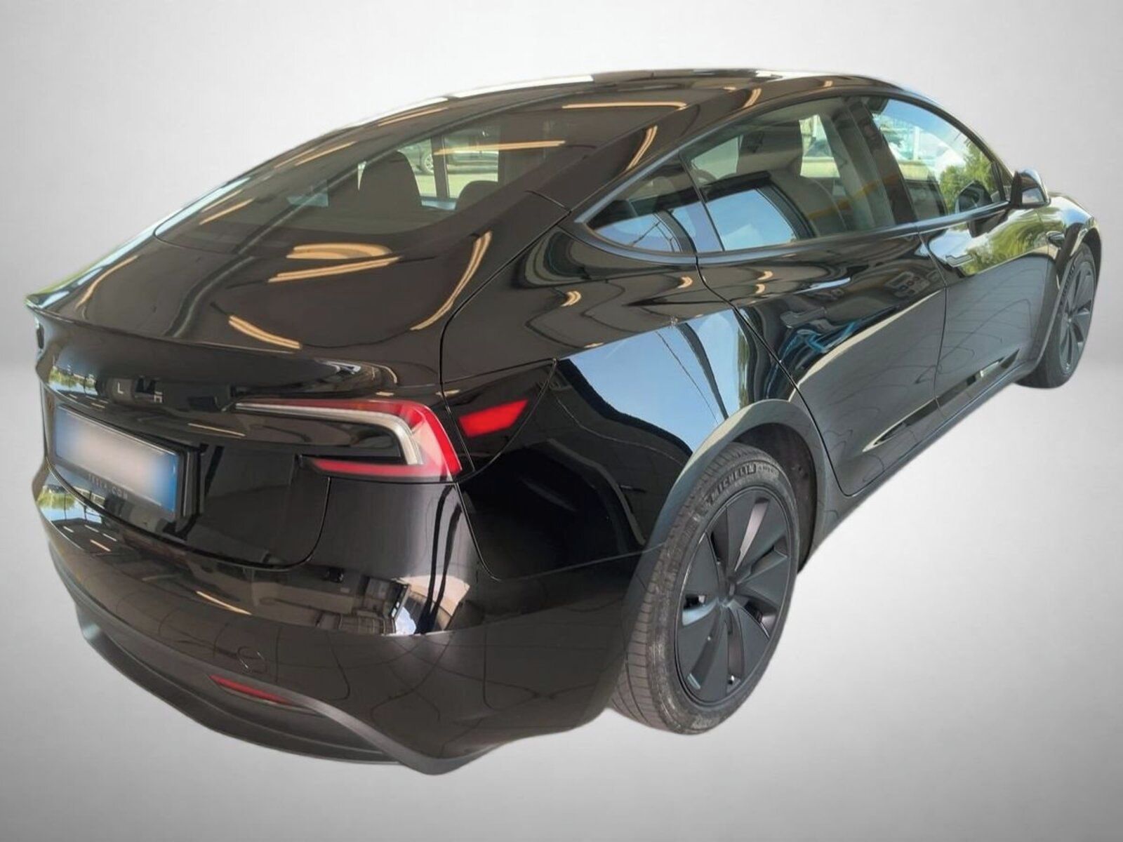 Tesla Model 3, Standard Range LFP - fotka 2
