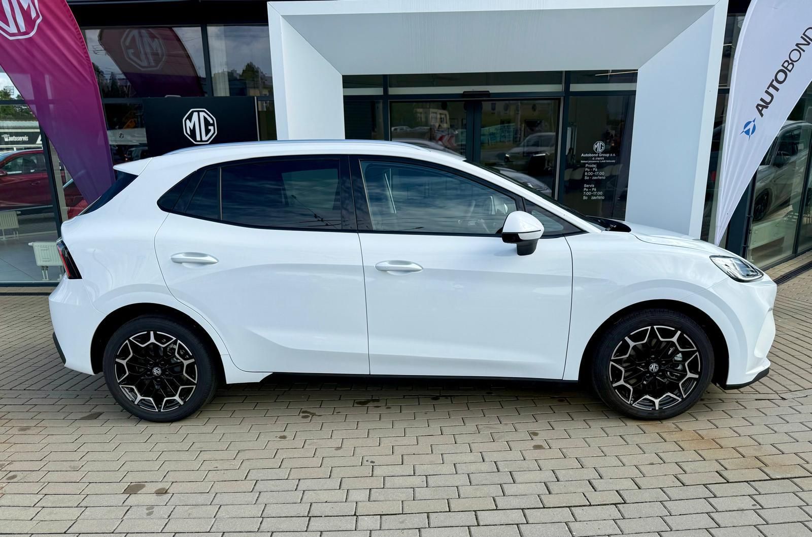 MG MG4, URBAN PREMIUM EV 54kWh 118kW 1 - fotka 6