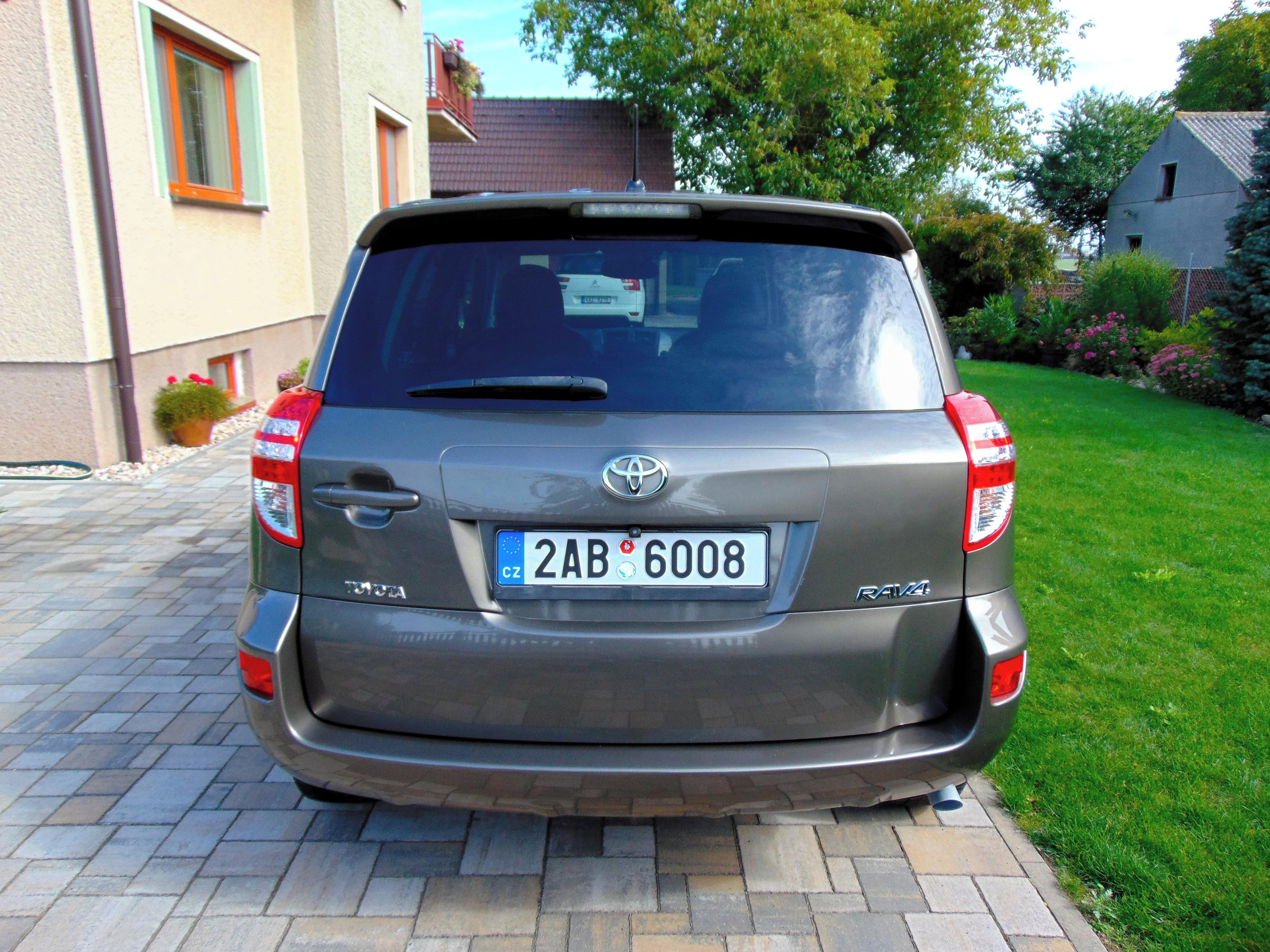 Toyota Rav4, 2.0 4X4,PŮVOD ČR,PO SERVISE - fotka 6