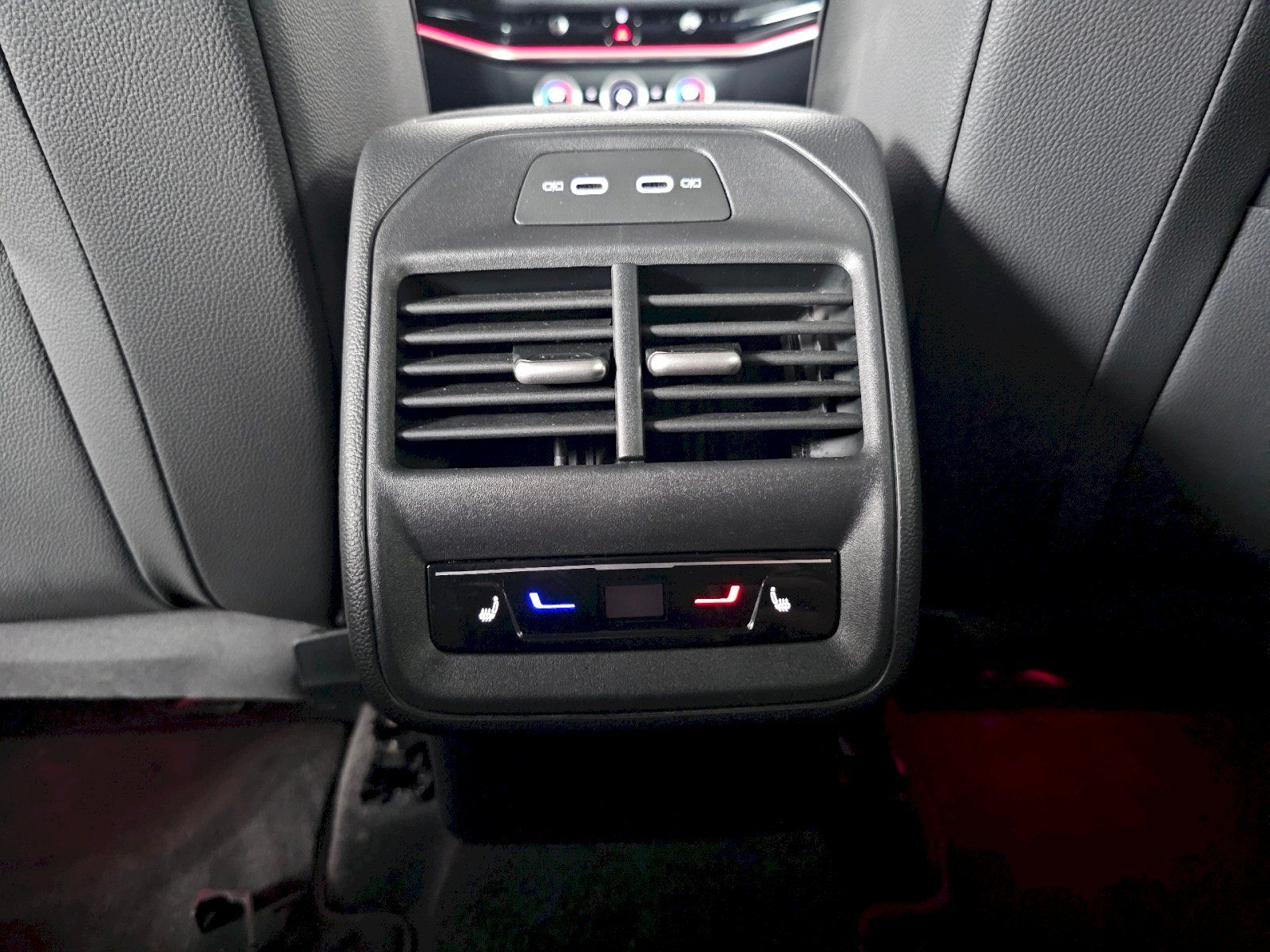 Škoda Superb, 2.0 TSI 195kW 4X4 Sportline TA - fotka 6
