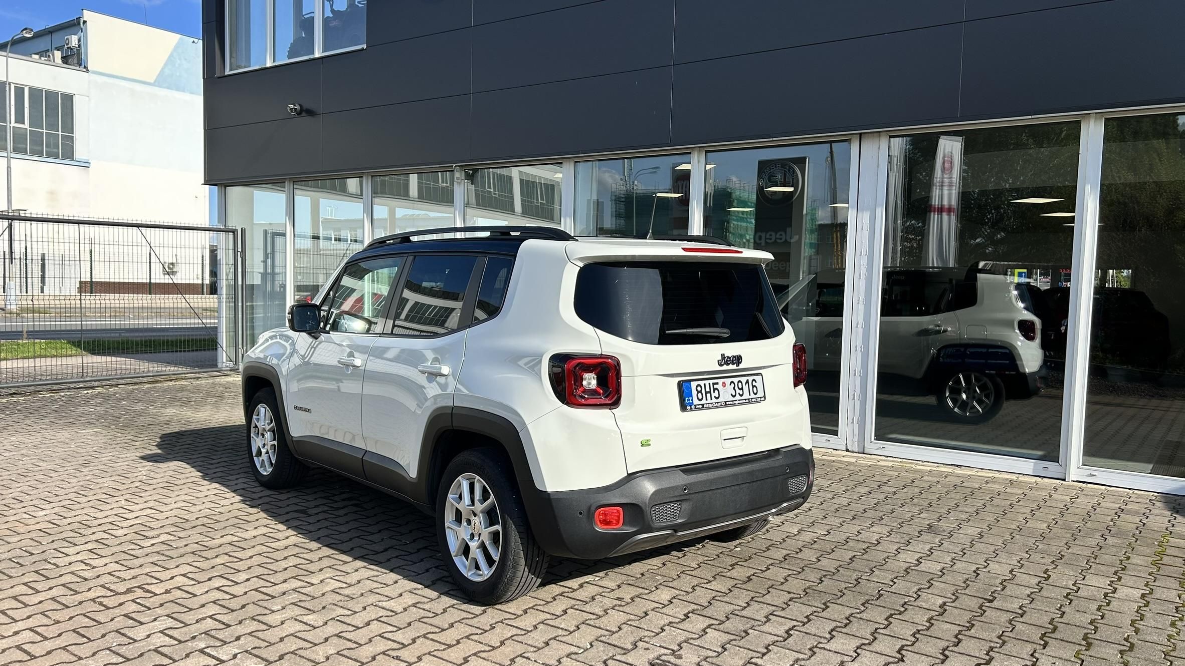 Jeep Renegade, 1.5T Limited 130k - fotka 6