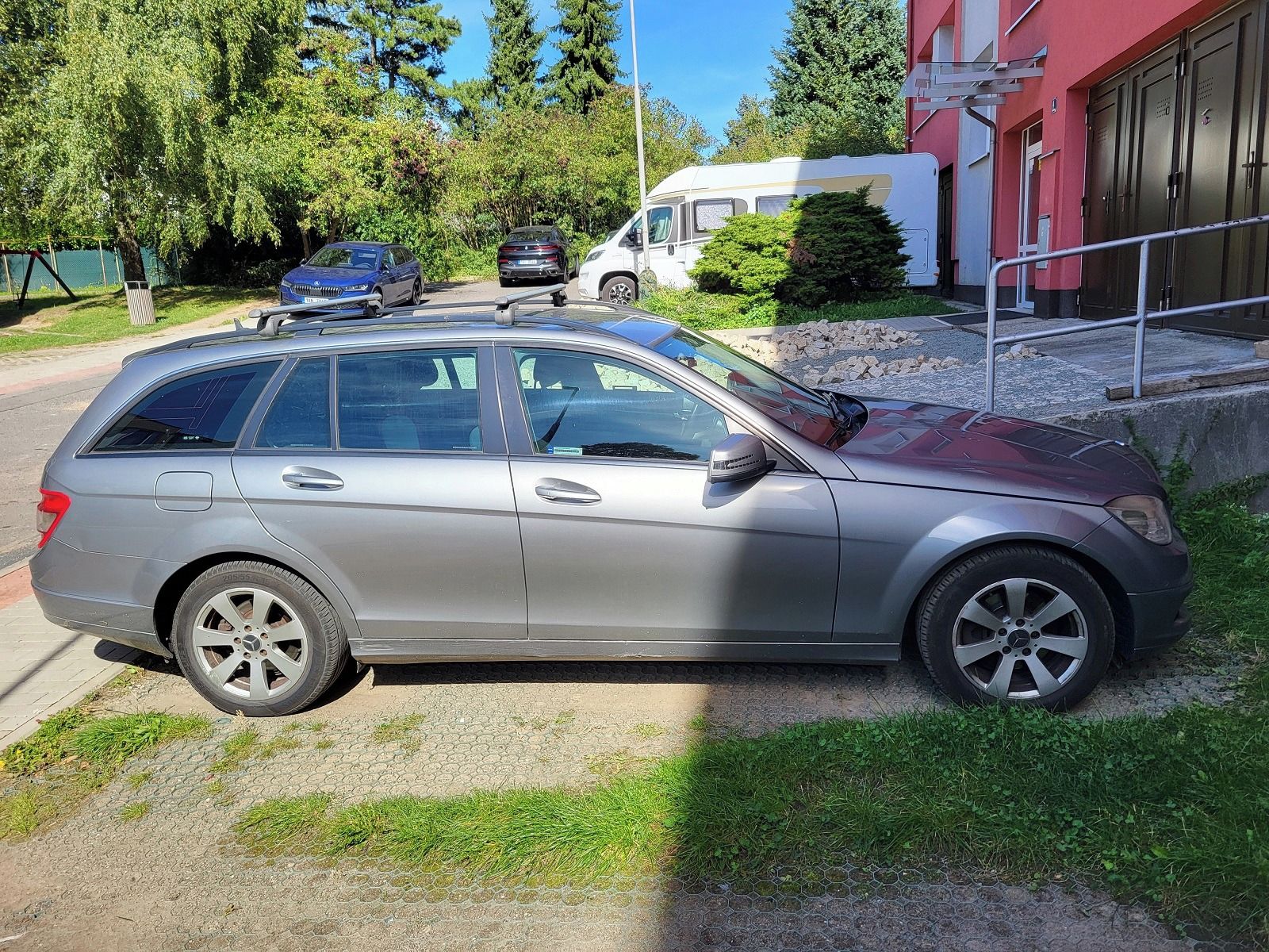 Mercedes-Benz Třídy C, C220 CDI, 125KW, Automat - fotka 2