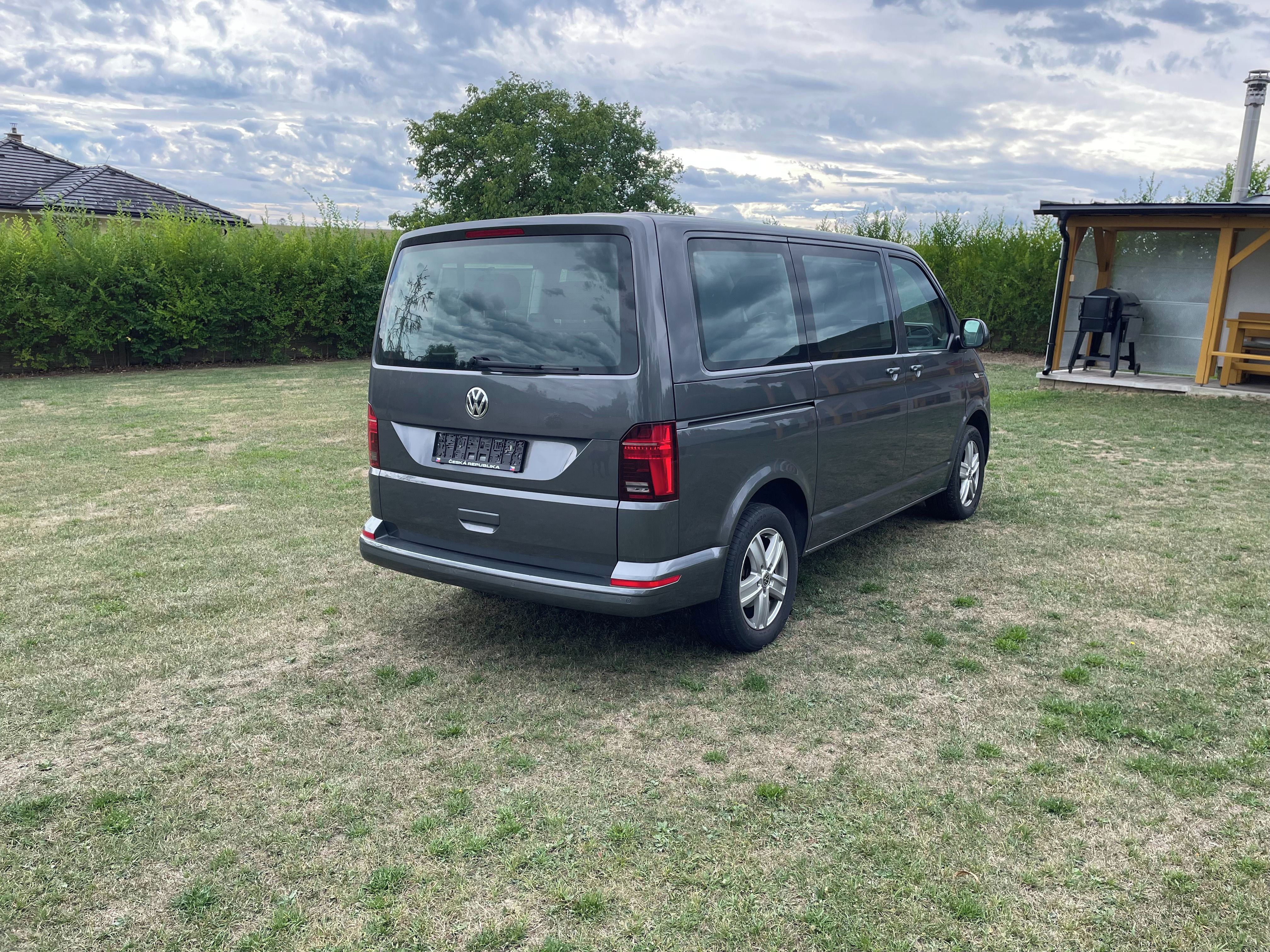 Volkswagen Caravelle, VW Caravelle 6.1 DSG 70tis - fotka 5
