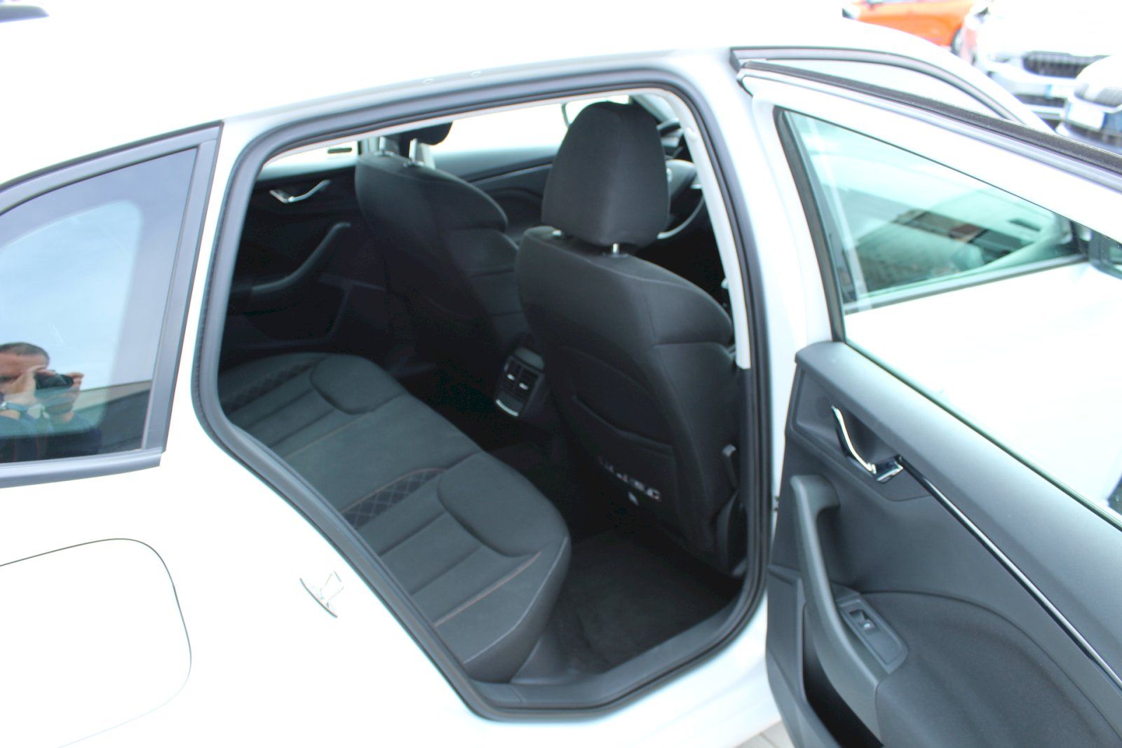 Škoda Scala, SCALA AMBITION 1.0TSI 85KW 6MP - fotka 6