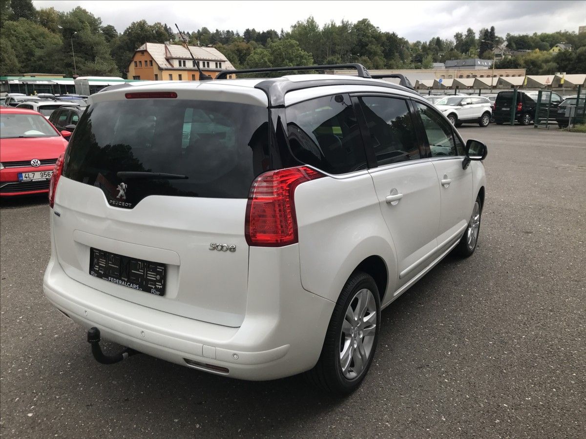 Peugeot 5008, 1,6 HDi 88kW Automat - fotka 5