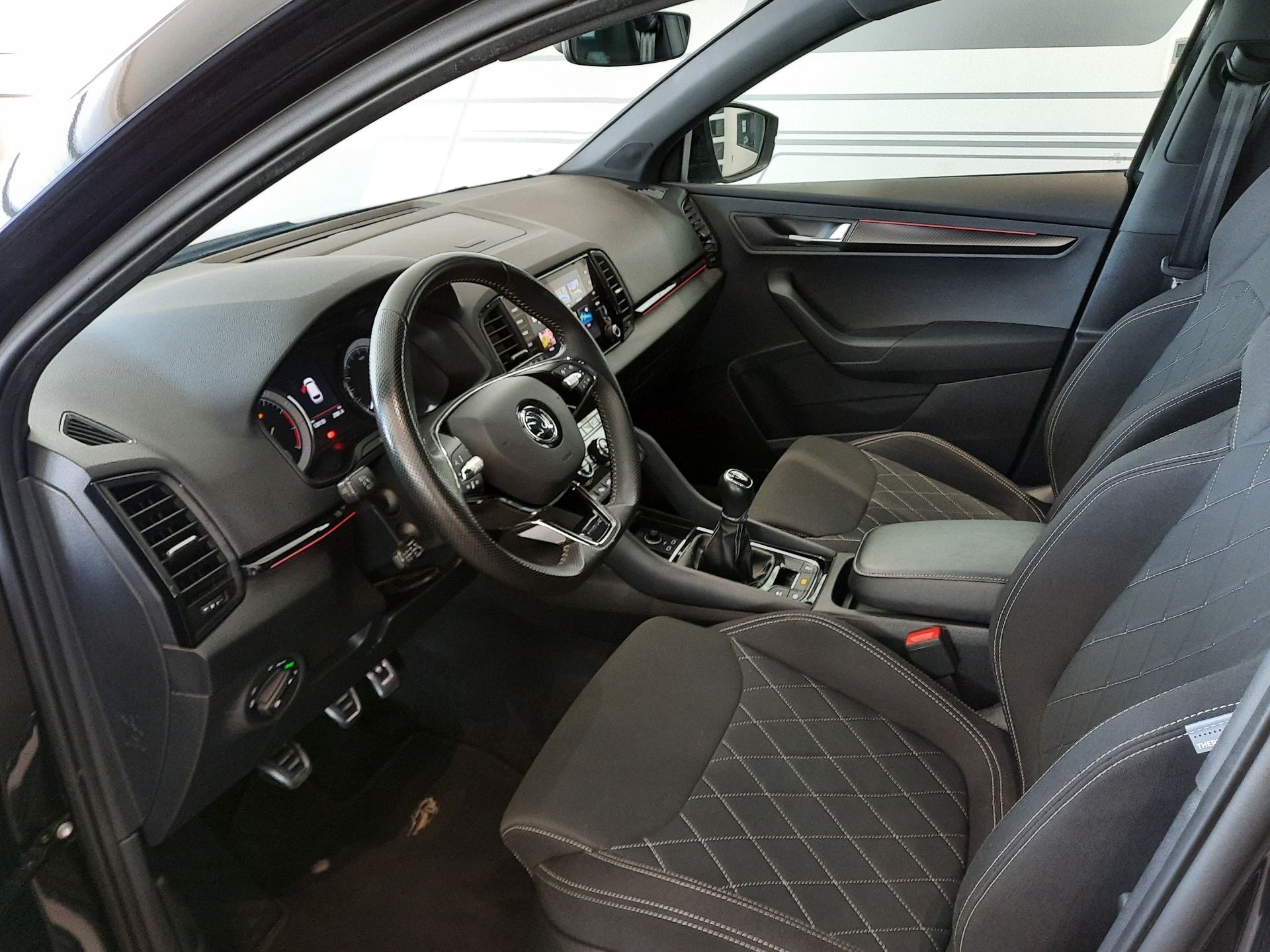 Škoda Karoq, Sportline 1.5 TSI (110kW/150k) - fotka 6