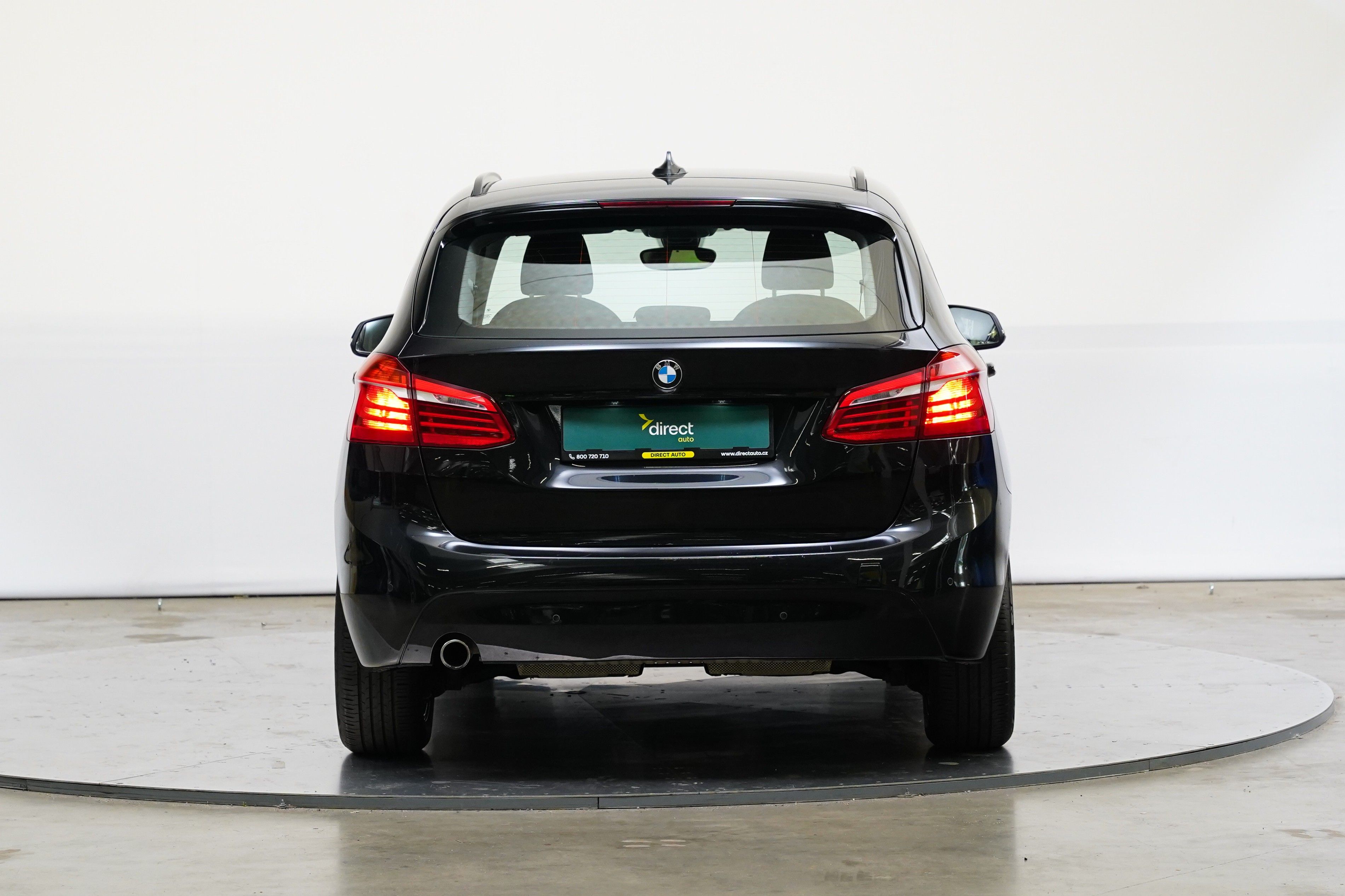 BMW Řada 2, 216d 85 kW Advantage - fotka 6