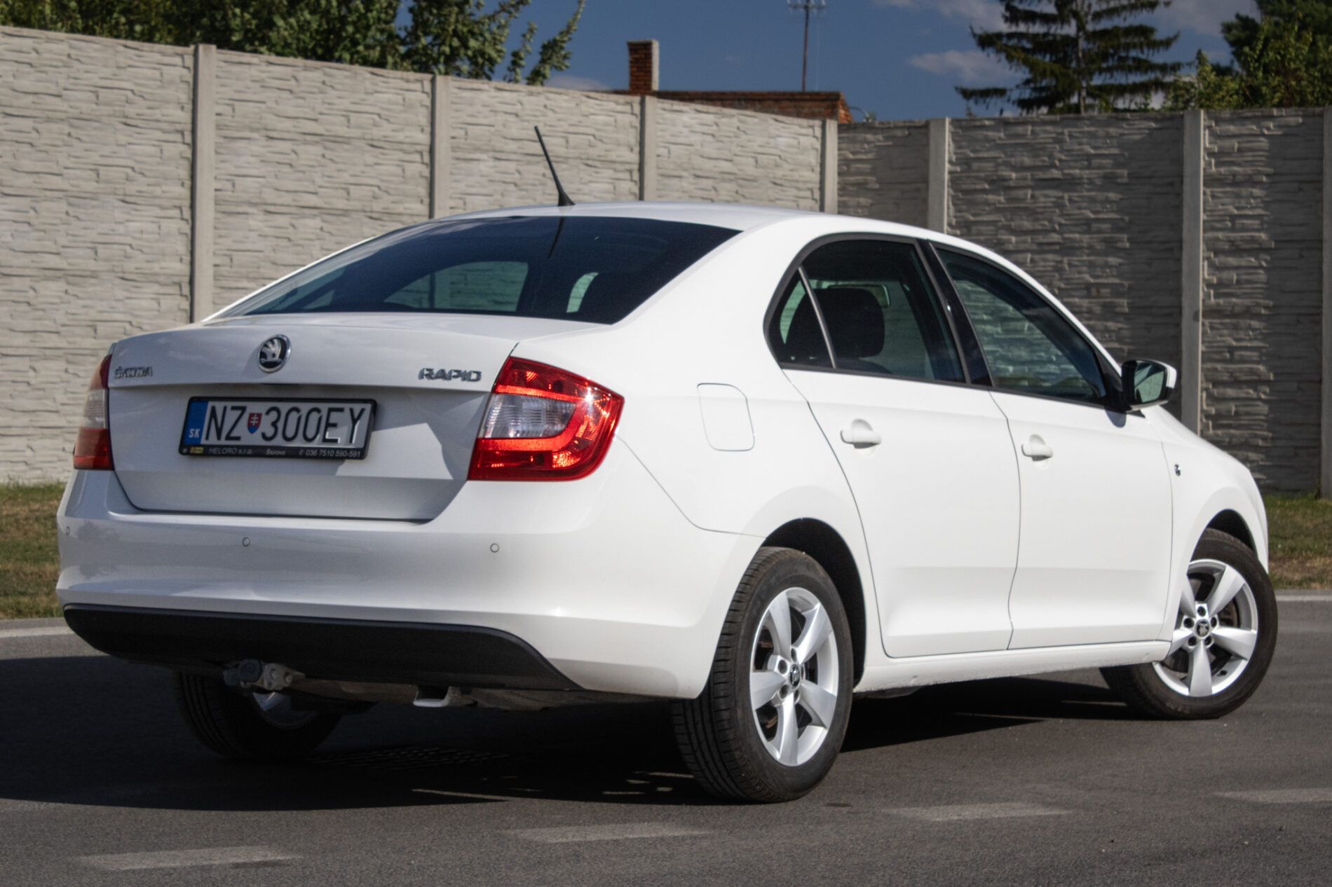 Škoda Rapid - fotka 6