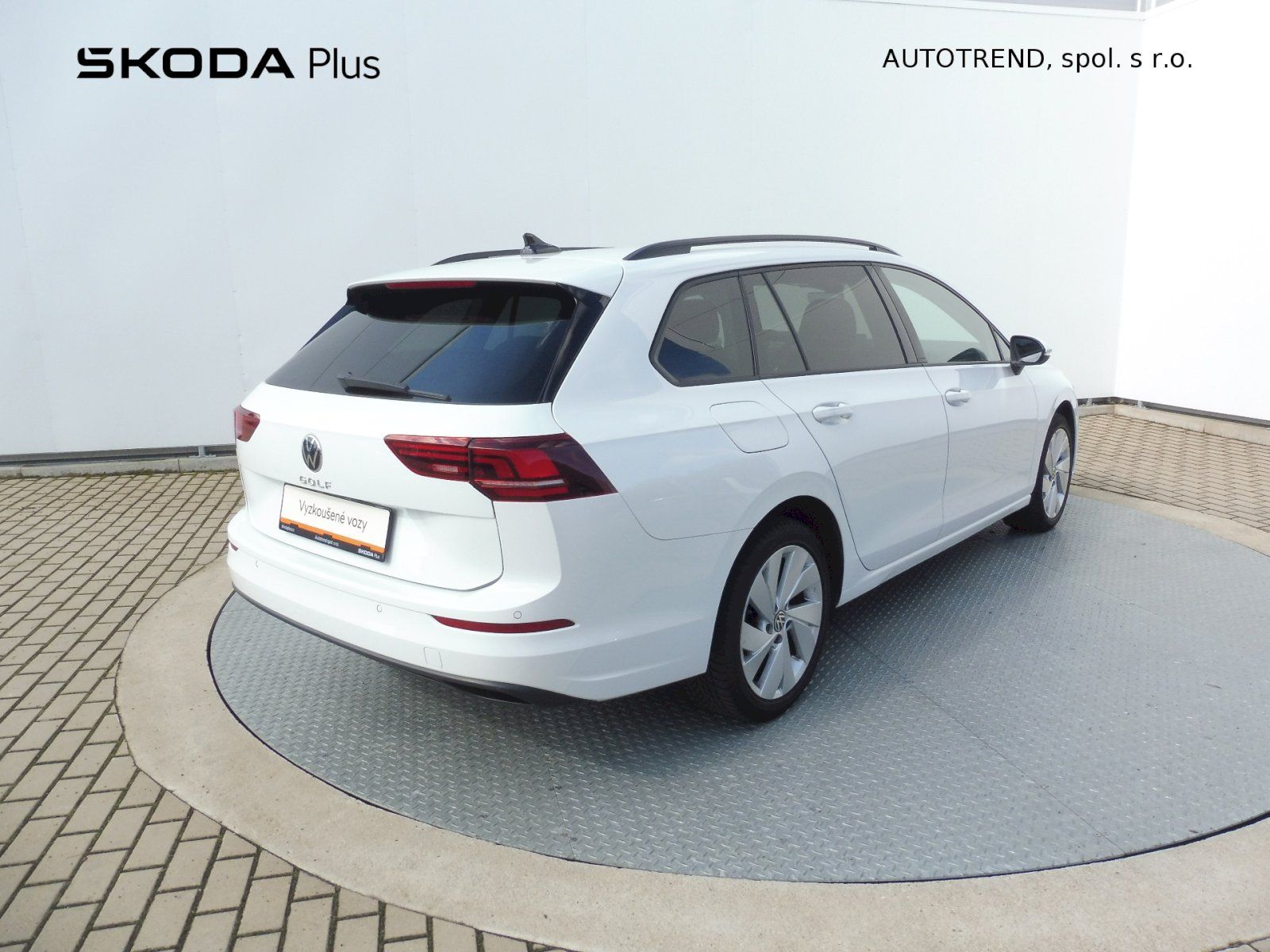 Volkswagen Golf Variant, Life 1,5 TSI 85kW - fotka 2