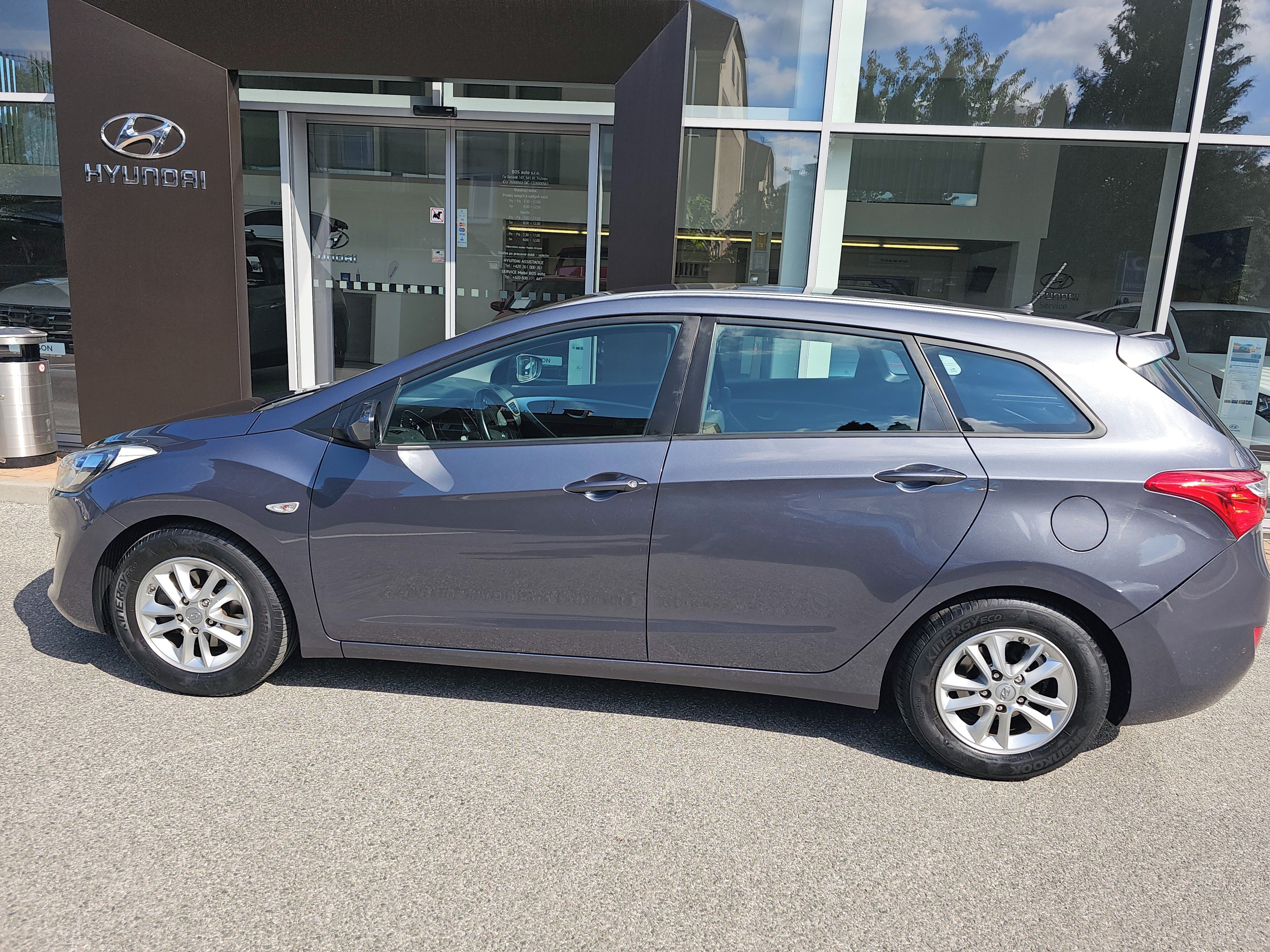 Hyundai i30, WG 1,6i CVVT Trikolor+tažné z. - fotka 2