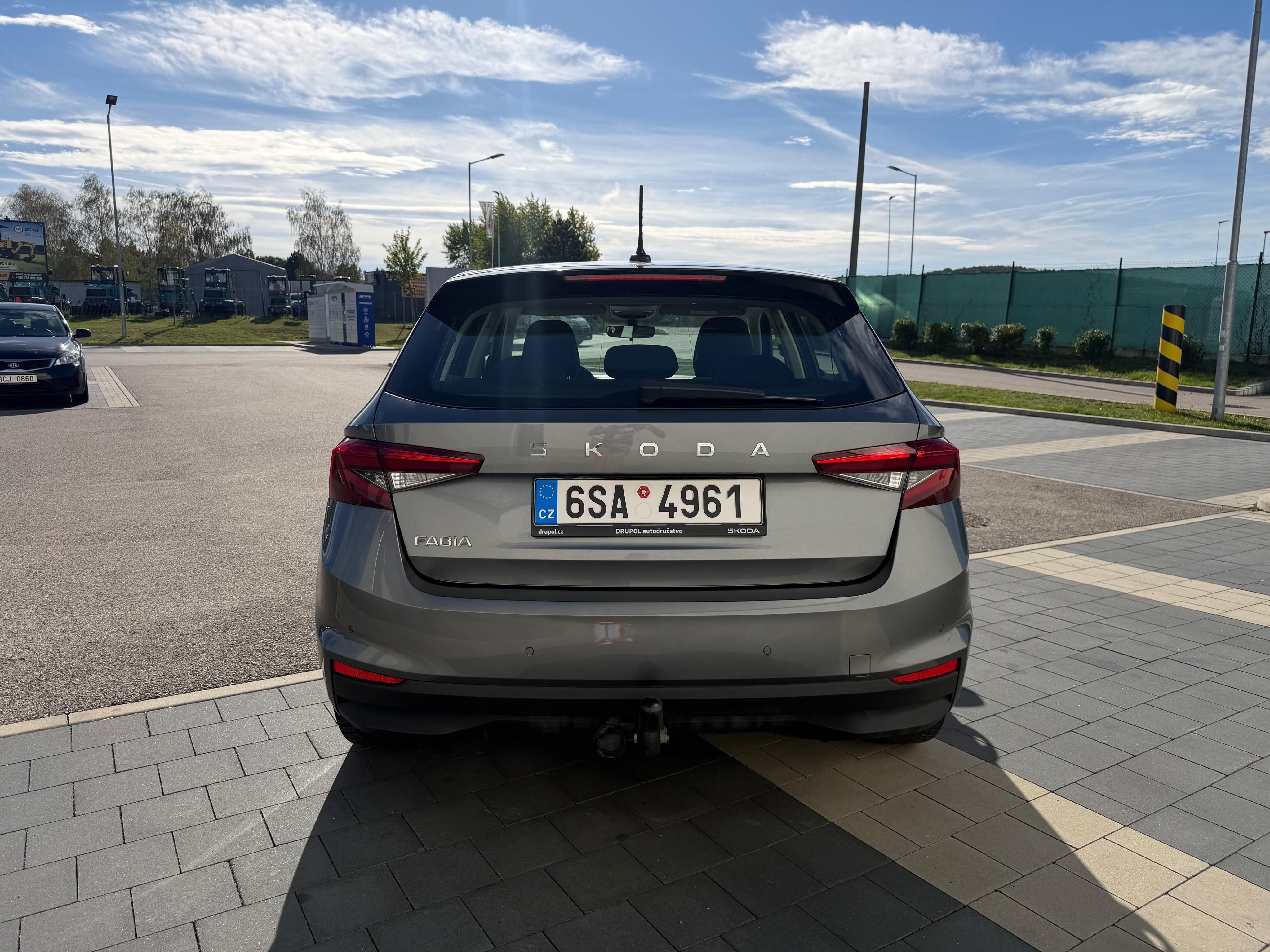 Škoda Fabia, 1.0 59 KW - fotka 4