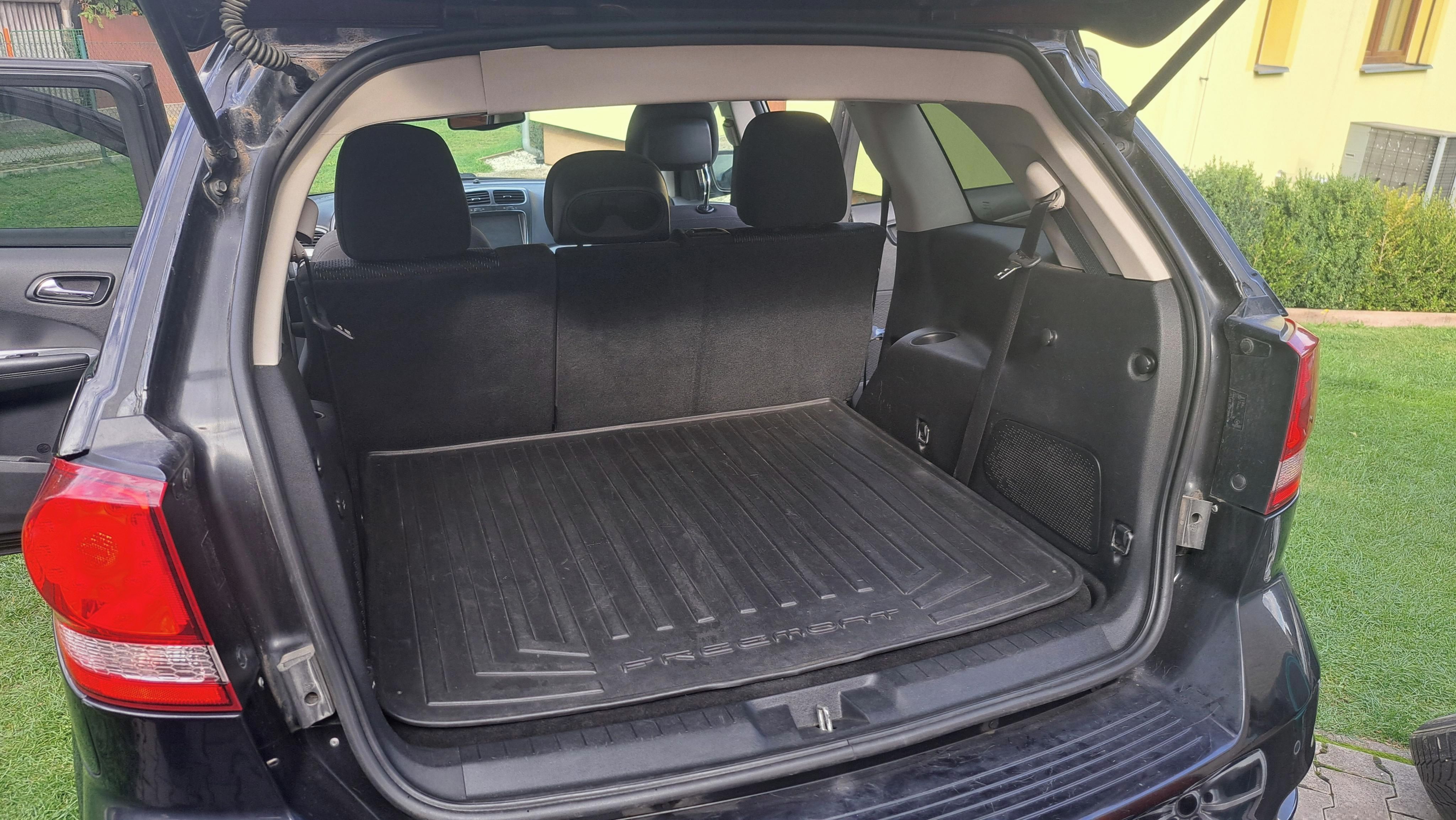 Fiat Freemont, Fiat Freemont 2.0L DIESEL 125k - fotka 5