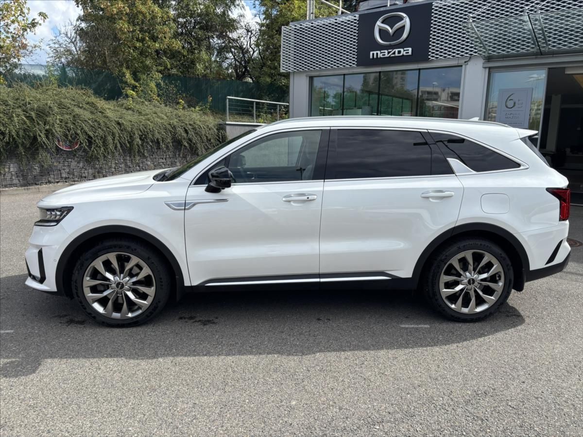 Kia Sorento, 2,2 D 4x4 AT TOP ZÁRUKA 7MÍST - fotka 2