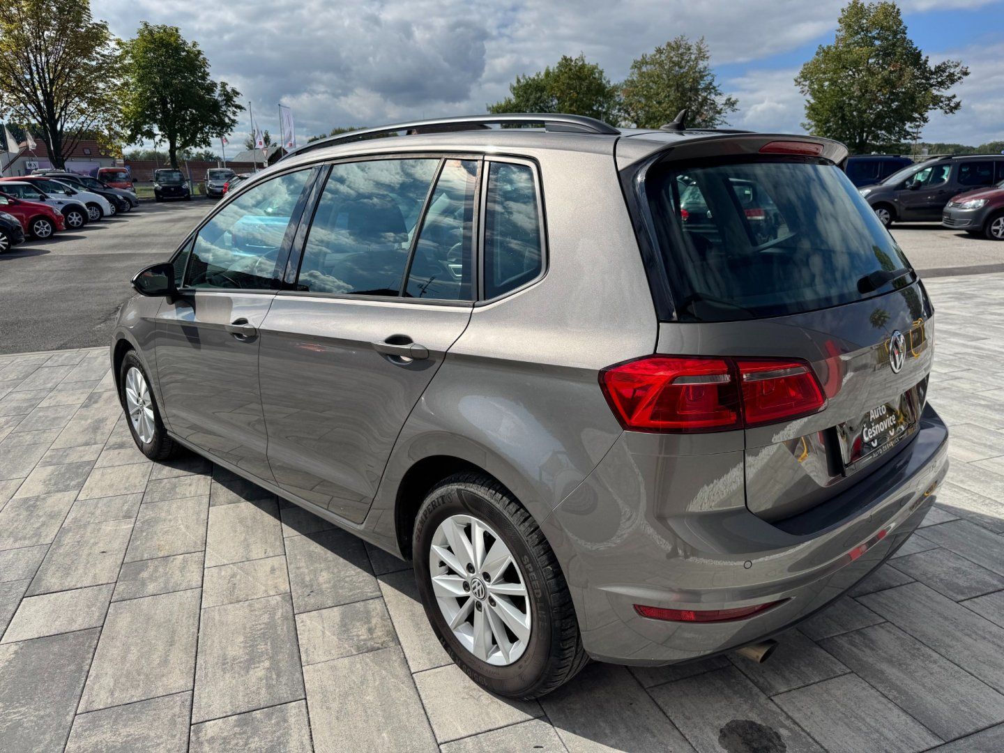 Volkswagen Golf Sportsvan, Comfortline 1,2 TSI 81 KW - fotka 6