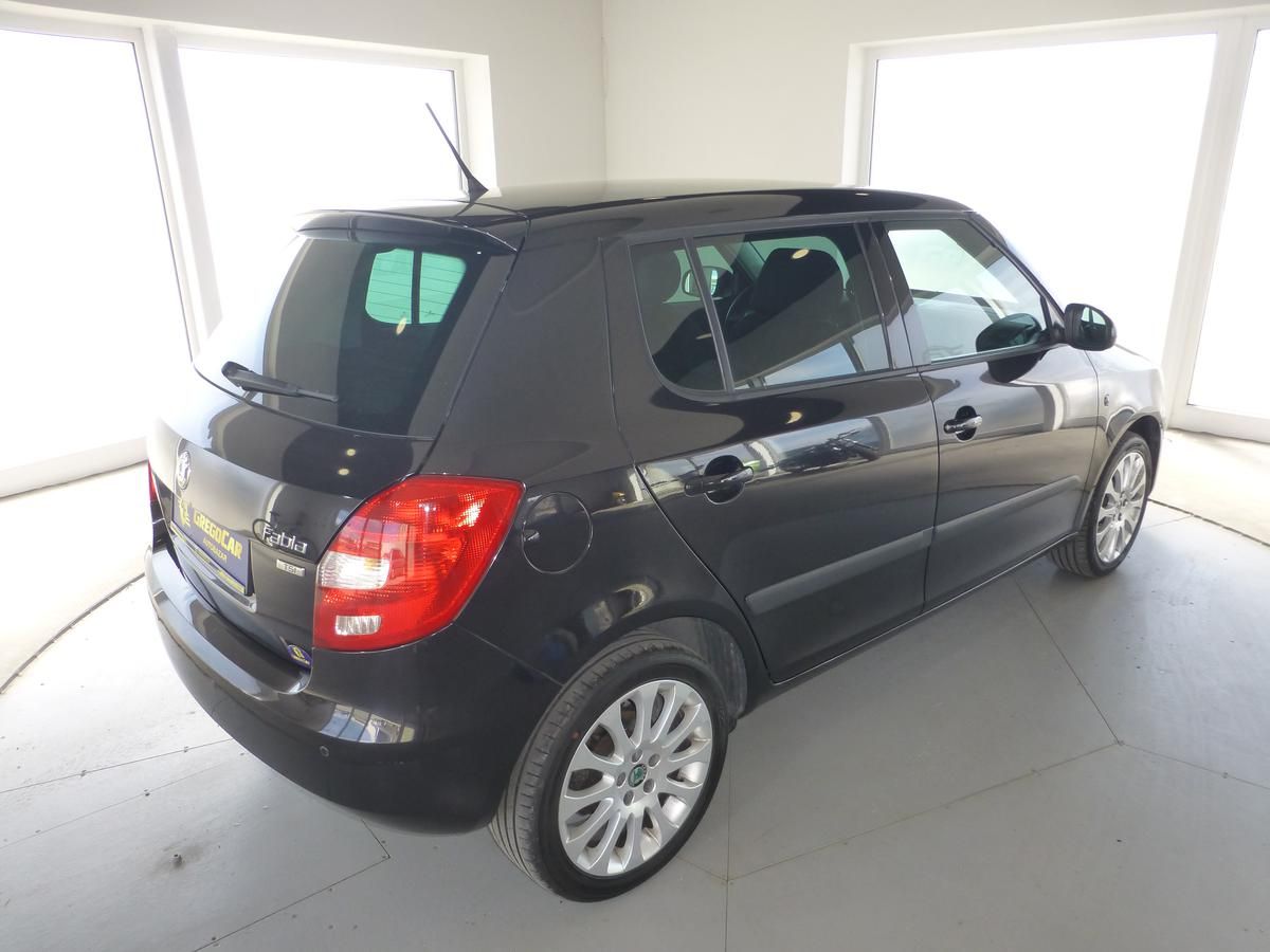 Škoda Fabia - fotka 6