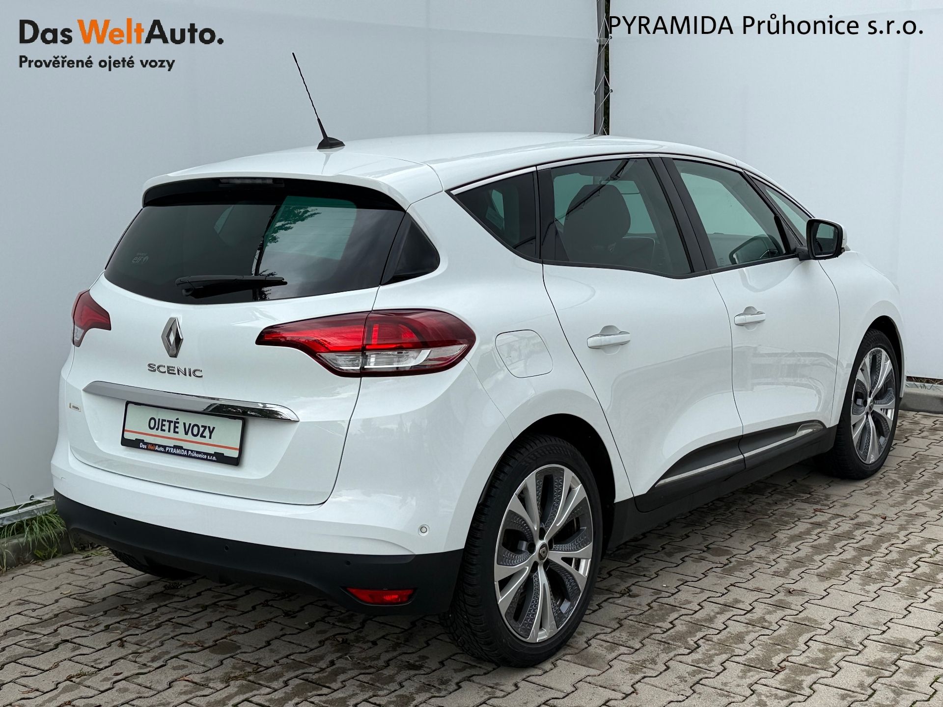 Renault Scénic, 1.7 DCi 88 kW Intens EDC - fotka 2