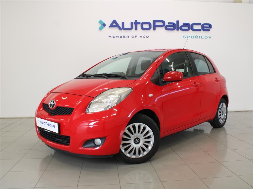 Toyota Yaris, 1,3 i 73kW 2.maj.ČR STK