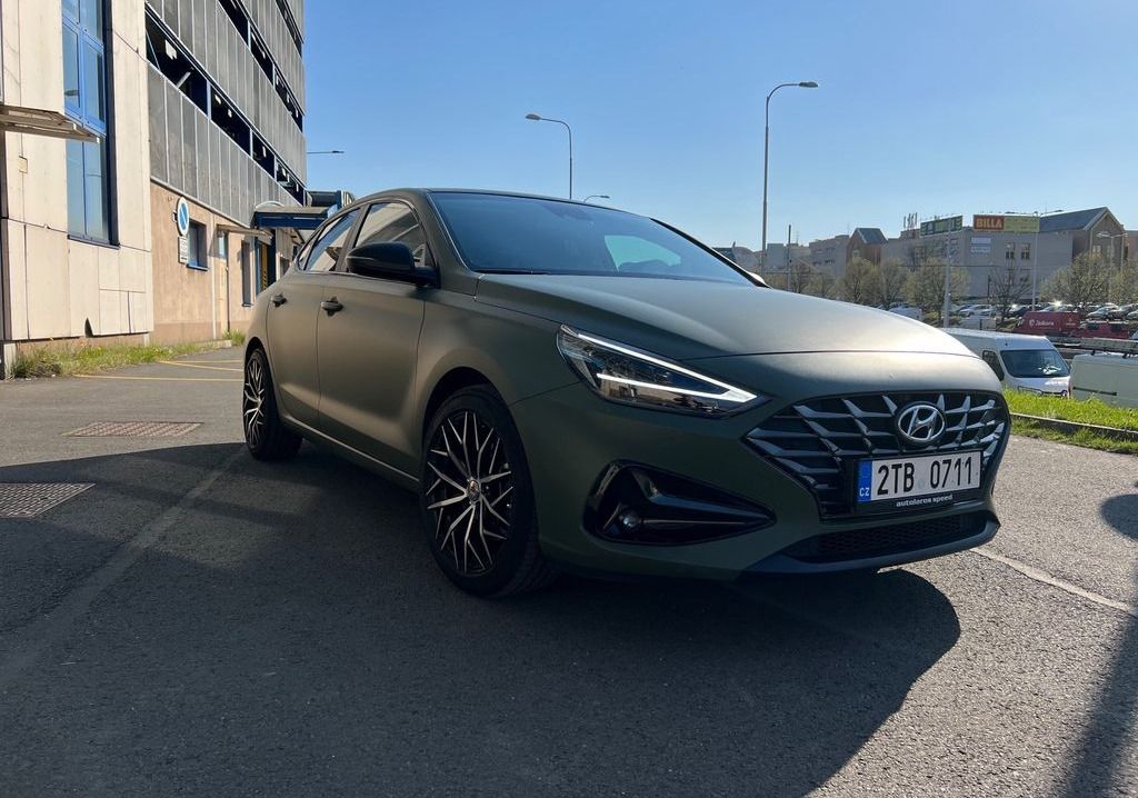 Hyundai i30, 1,0 T-GDI DCT SMART FASTBACK - fotka 2