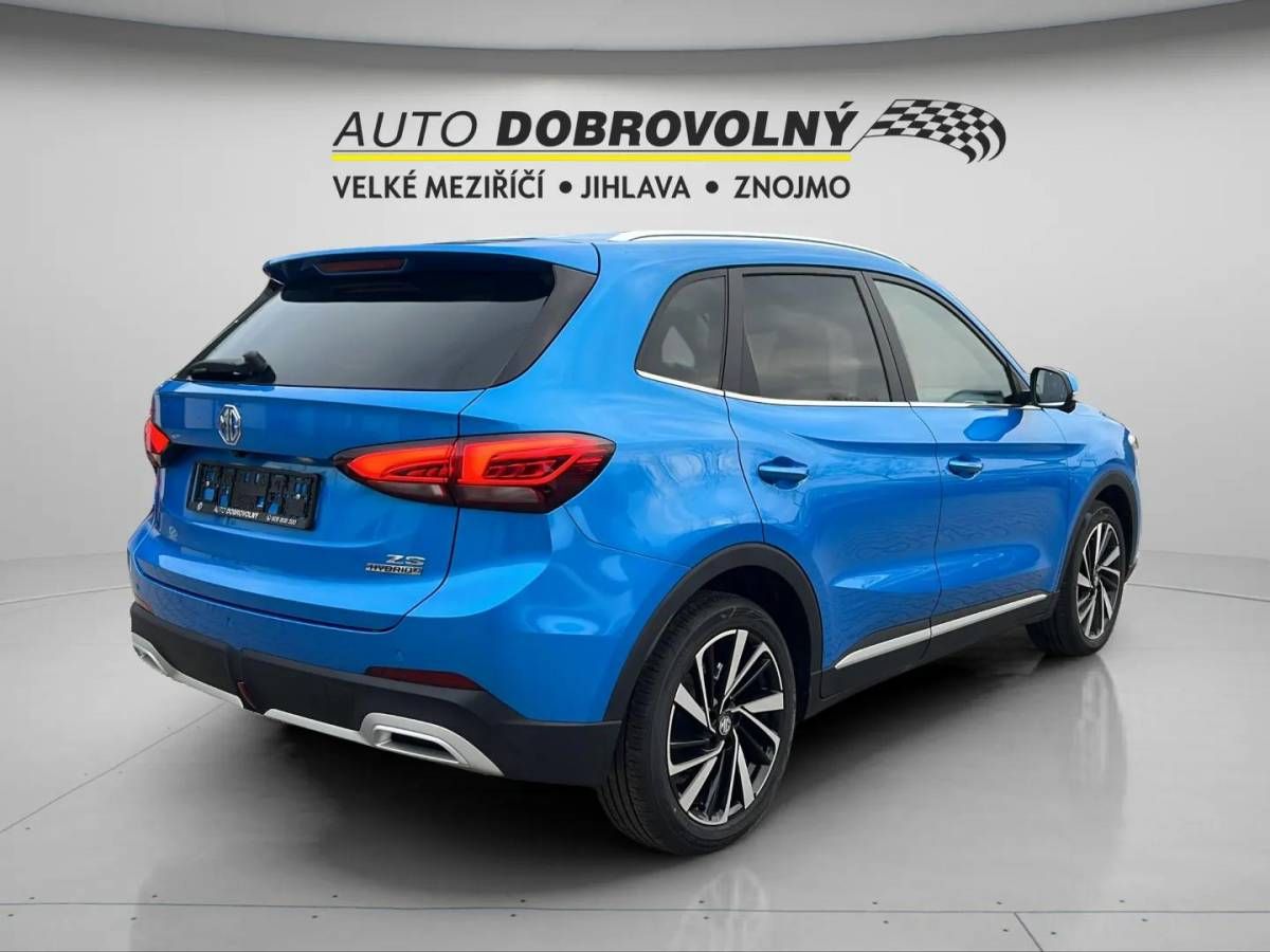 MG ZS, EXCLUSIVE HYBRID+ 1.5L 145 kw/ - fotka 6