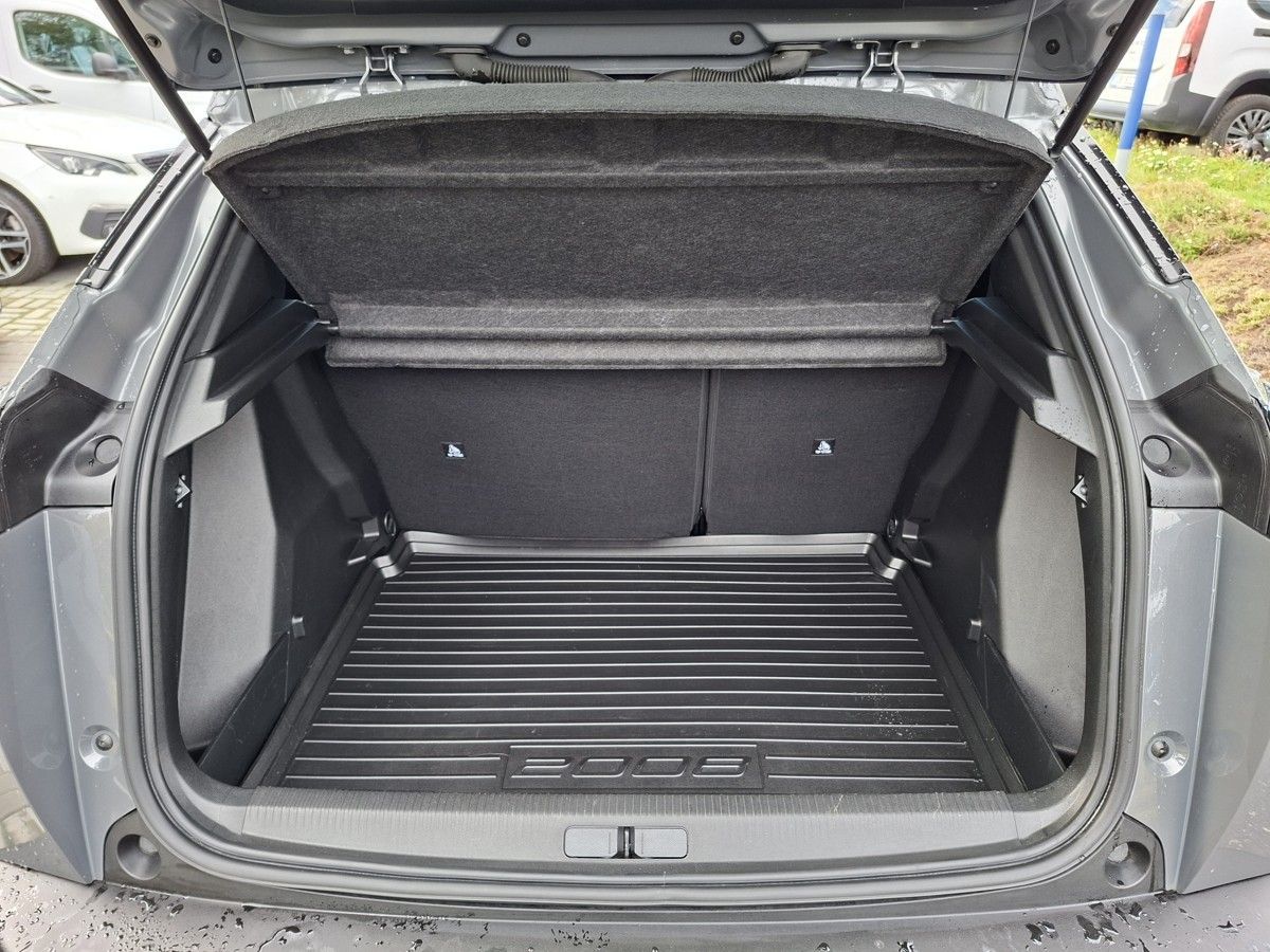 Peugeot 2008, ALLURE 1,2 PT 100k M6 - fotka 5