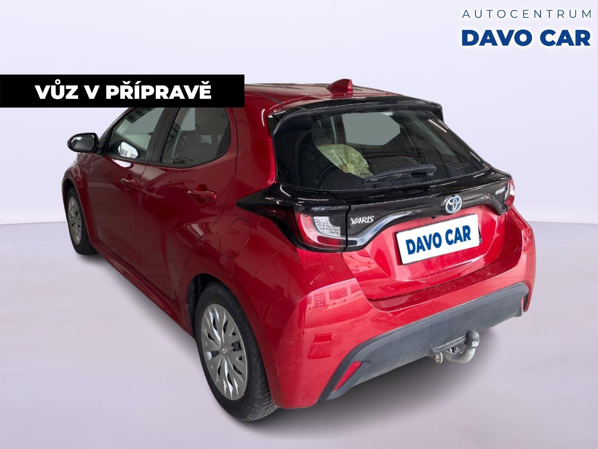 Toyota Yaris, 1,5 Hybrid e-CVT 68kW aut. CZ - fotka 2