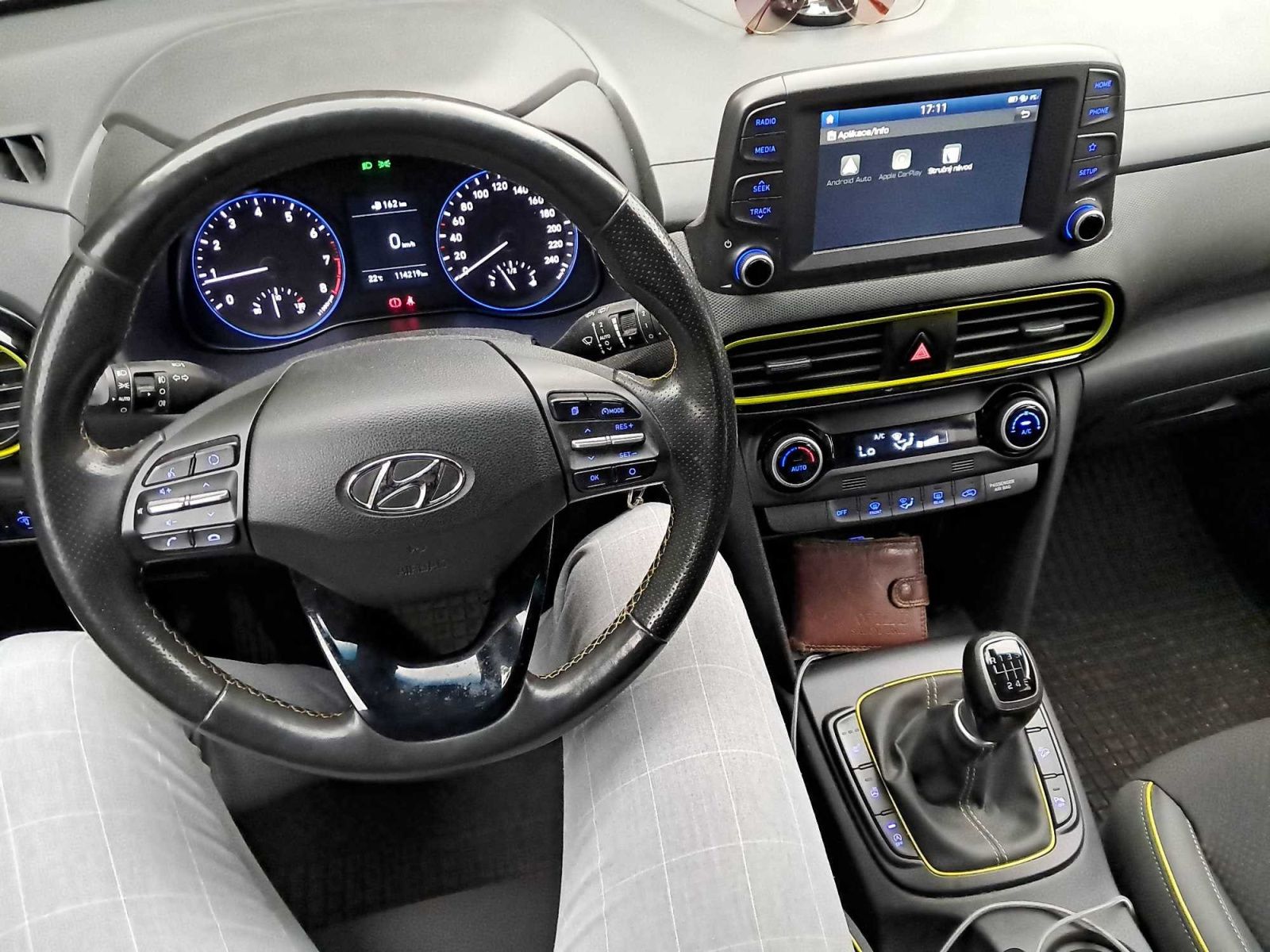 Hyundai Kona, 1.0 T-GDI, Serv.kniha, Kůže - fotka 3