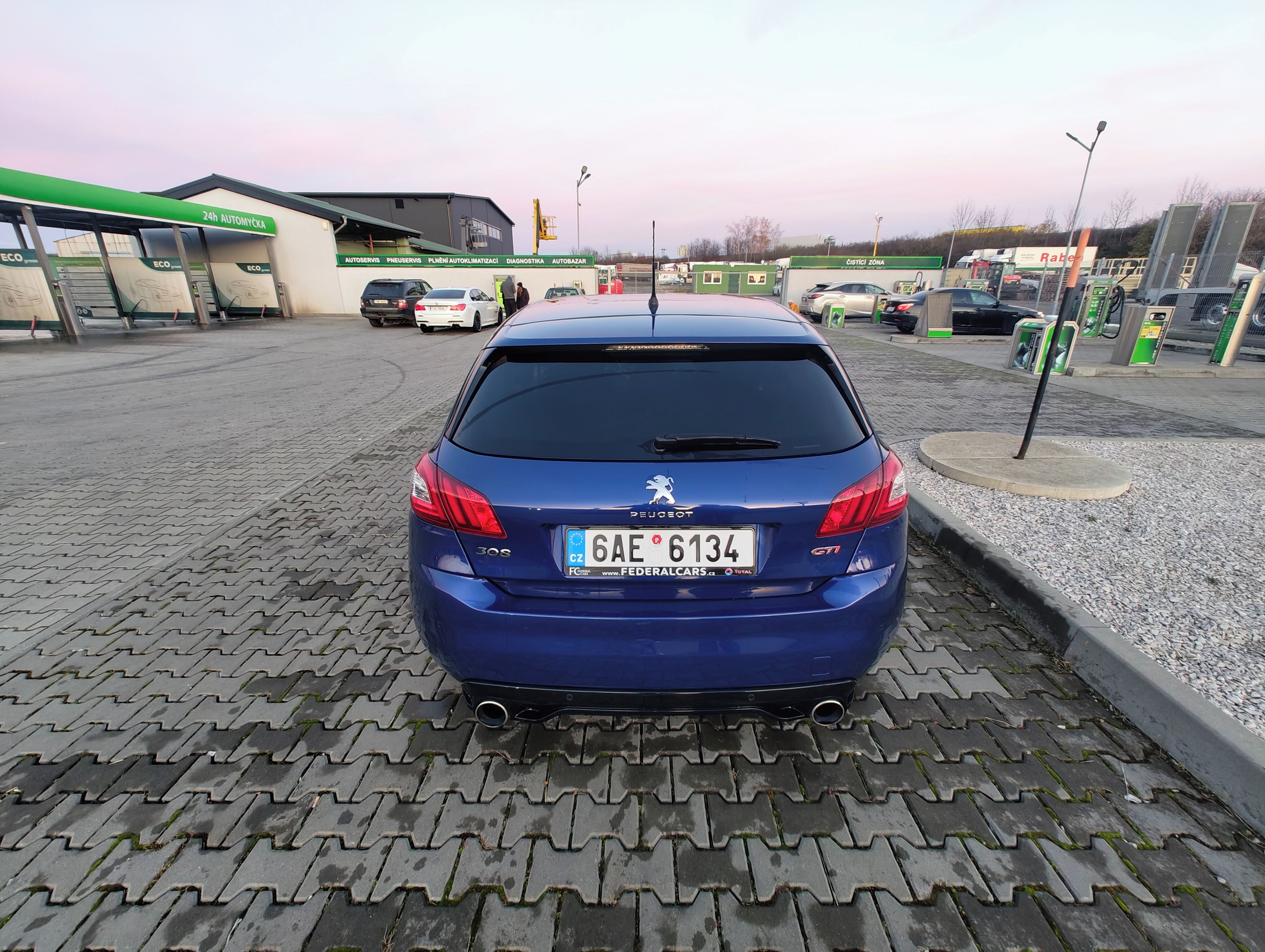 Peugeot 308, Peugeot 308 GTI 200kW 1.6THP - fotka 5