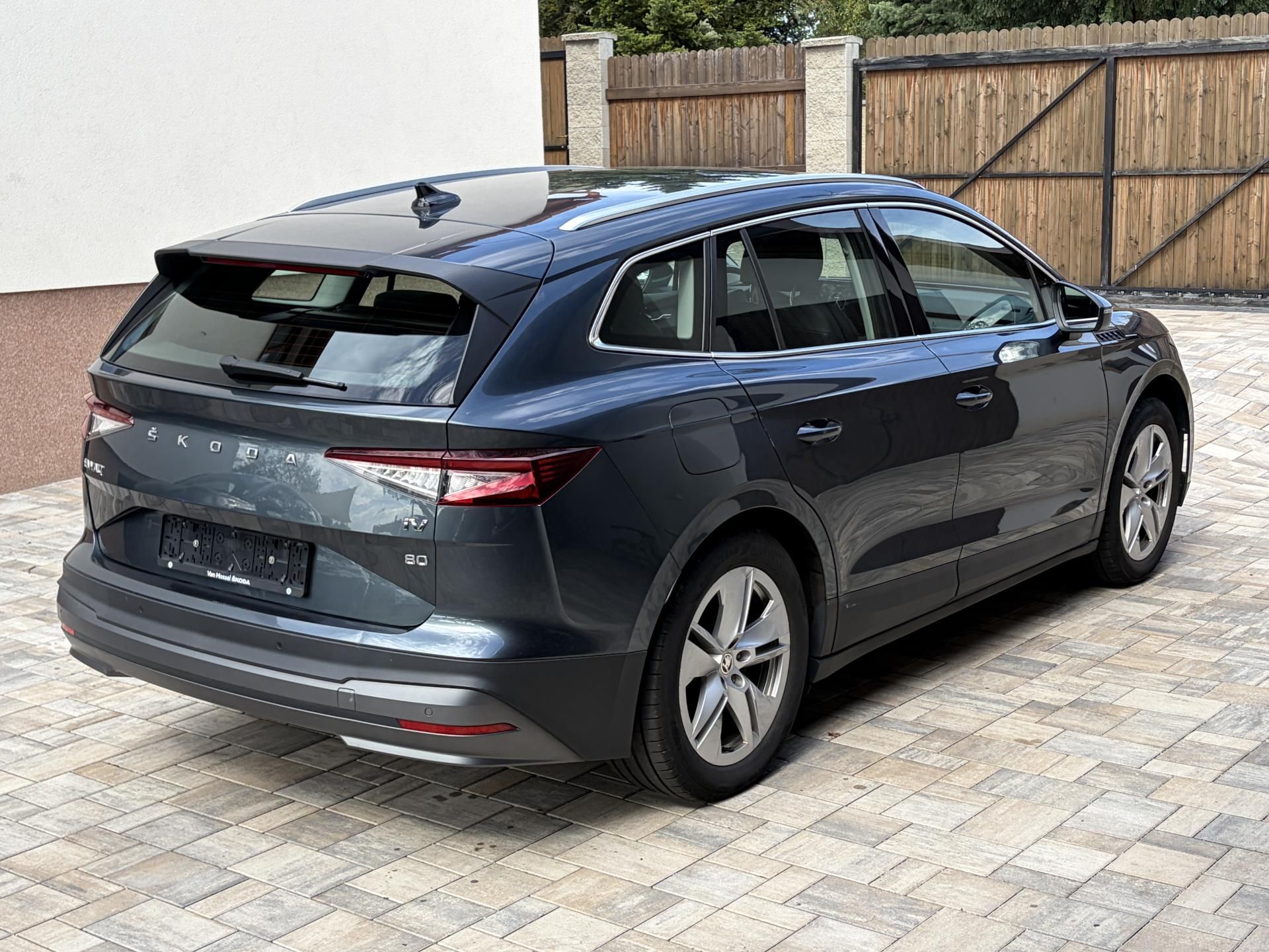 Škoda Enyaq, 80, SOH 92%, tazne, Matrix - fotka 3
