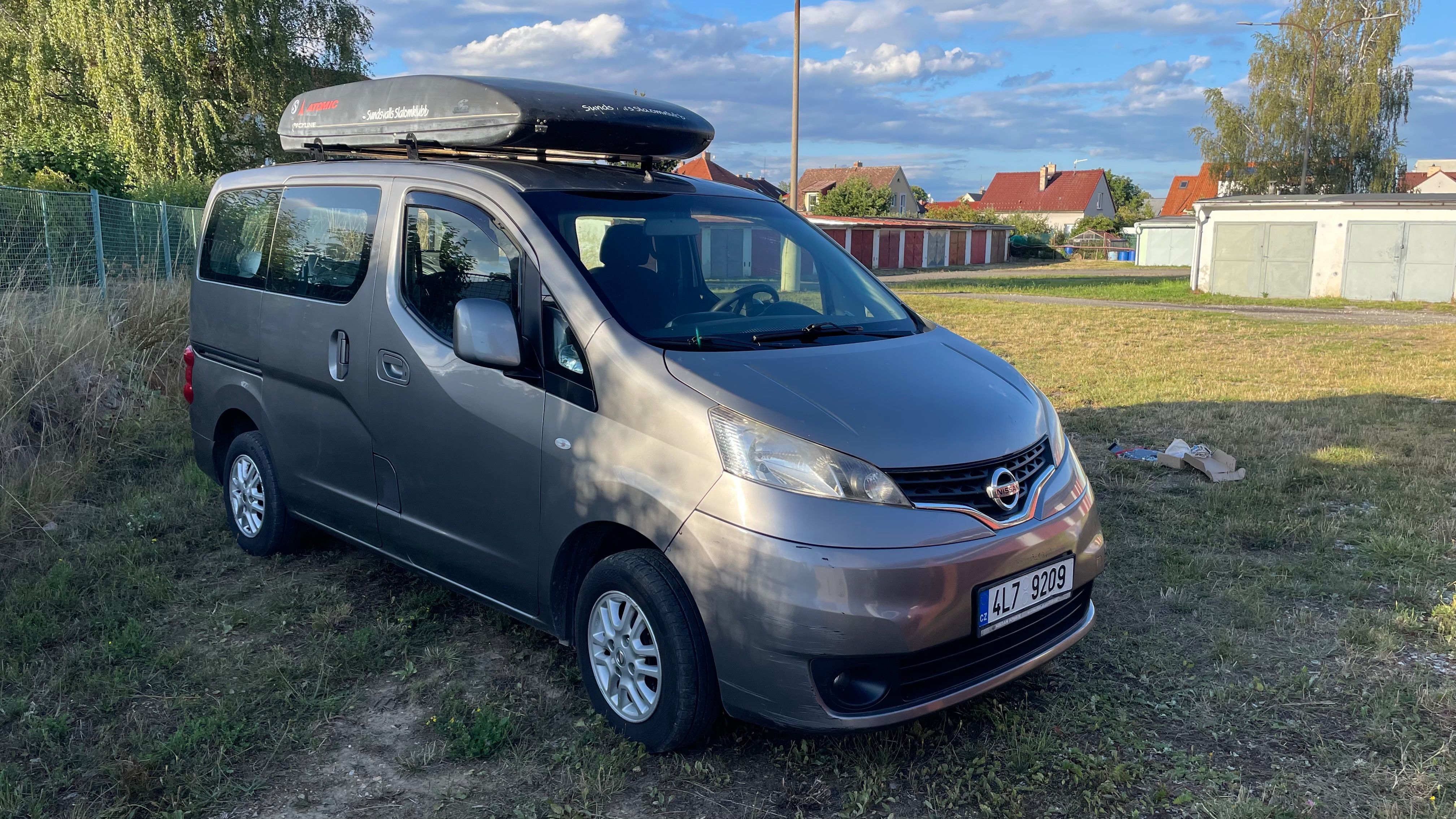 Nissan NV200, S OBYTNOU PŘESTAVBOU - fotka 3