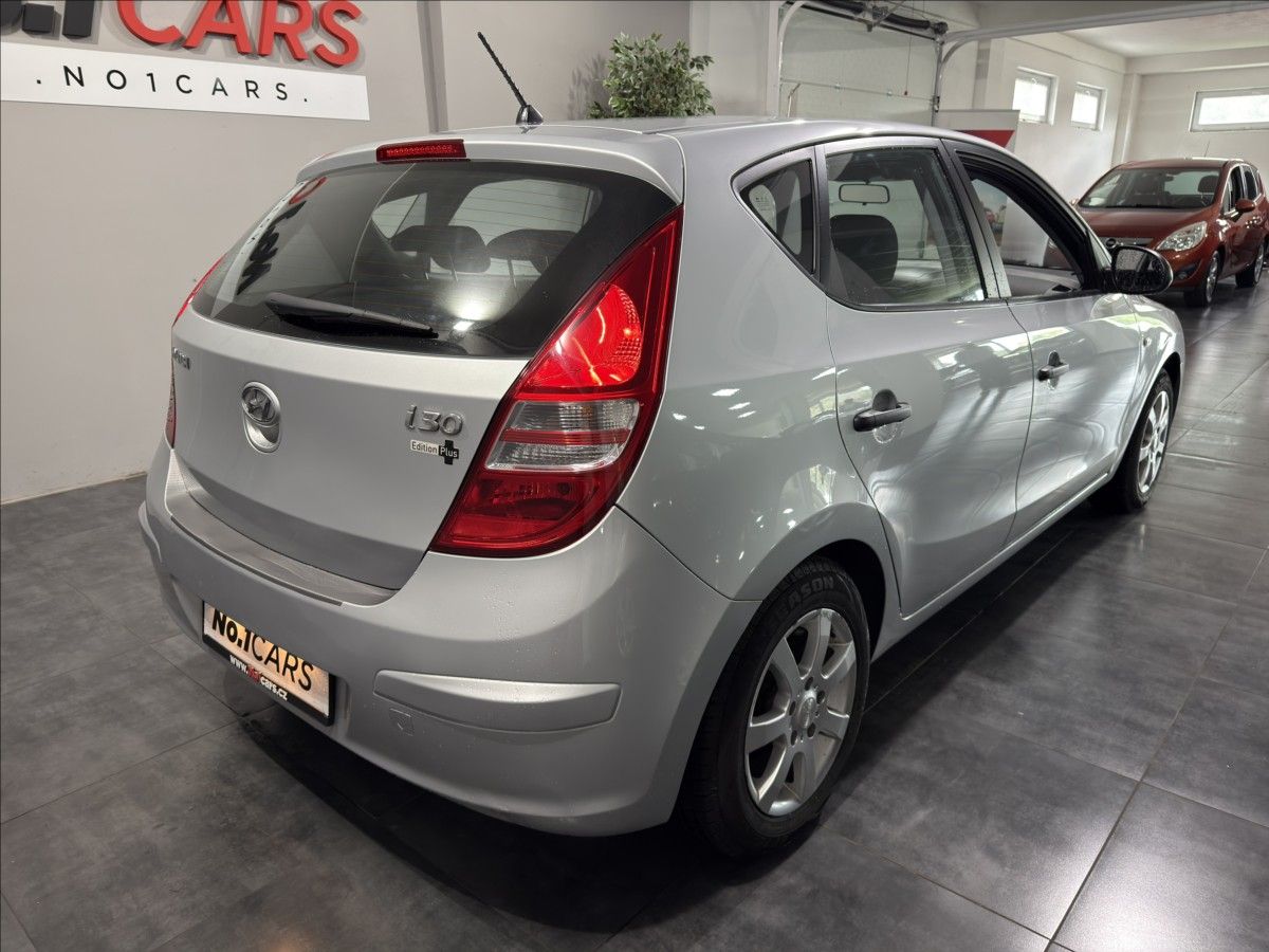 Hyundai i30, 1,4   CVVT 95.000KM KLIMA - fotka 5